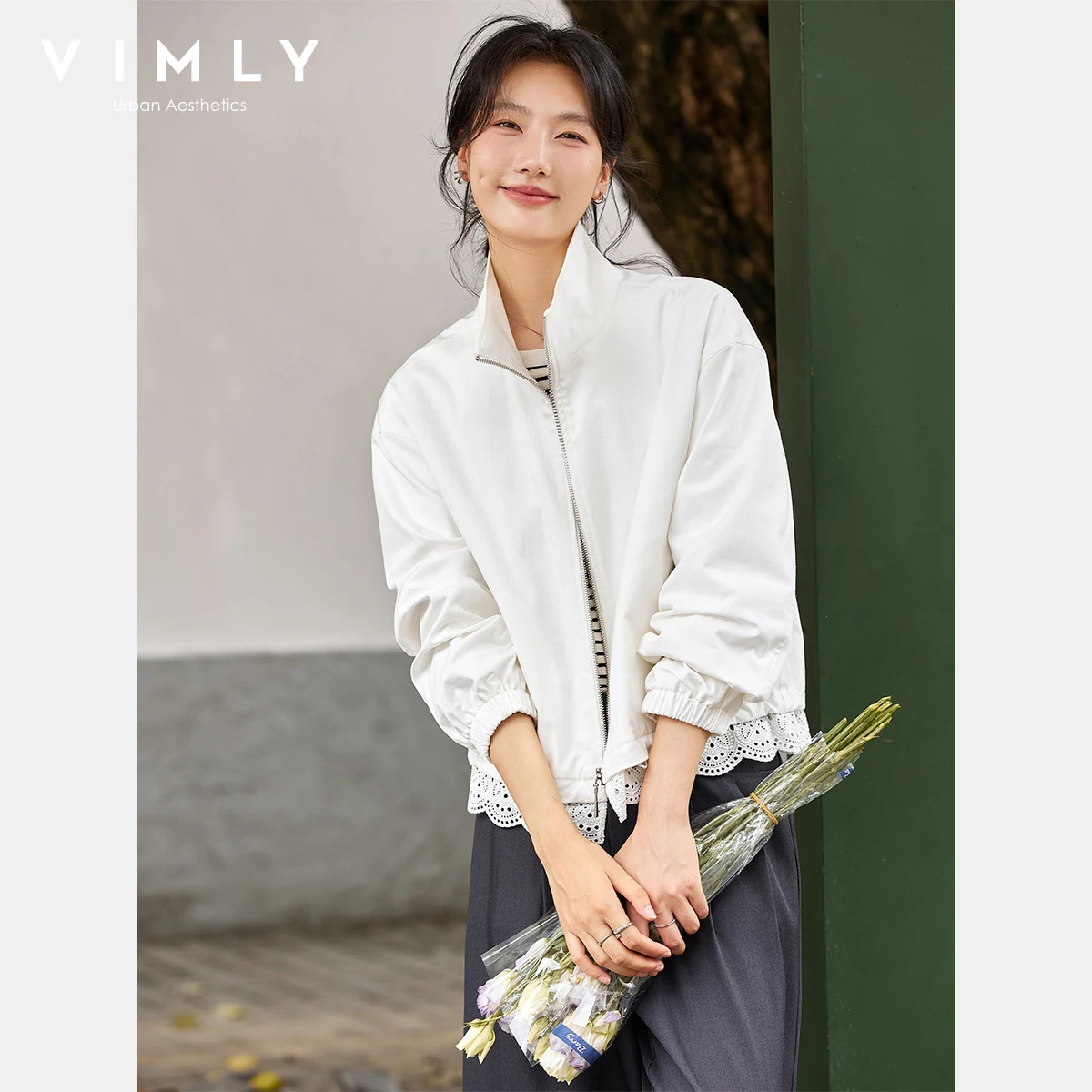 

VIMLY White Woman Long Sleeve Autumn Polo Neck Female Jackets 2025 Elegant Loose Splicing Lace Hem Zippers Ladies Coats A2079