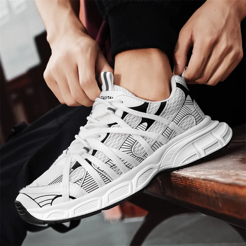 

Men Retro Running Shoes Outdoor Mesh Lace Up Jogging Sports Male Casual Breathable Non-slip Sneakers Comfortable Athletic Shoe