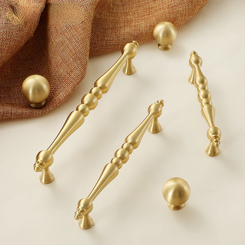 Creative New Handle French Light Luxury Solid Brass Wardrobe Handle Nordic Modern Round Single Hole Drawer Cabinet Door Handle