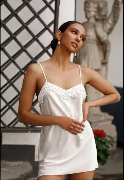 

White Custom Wedding Bathrobe Dress Bride Robe 2023 Satin Boudoir Bridesmaid Team Long Dress Pearl Lantern Sleeve Vestido