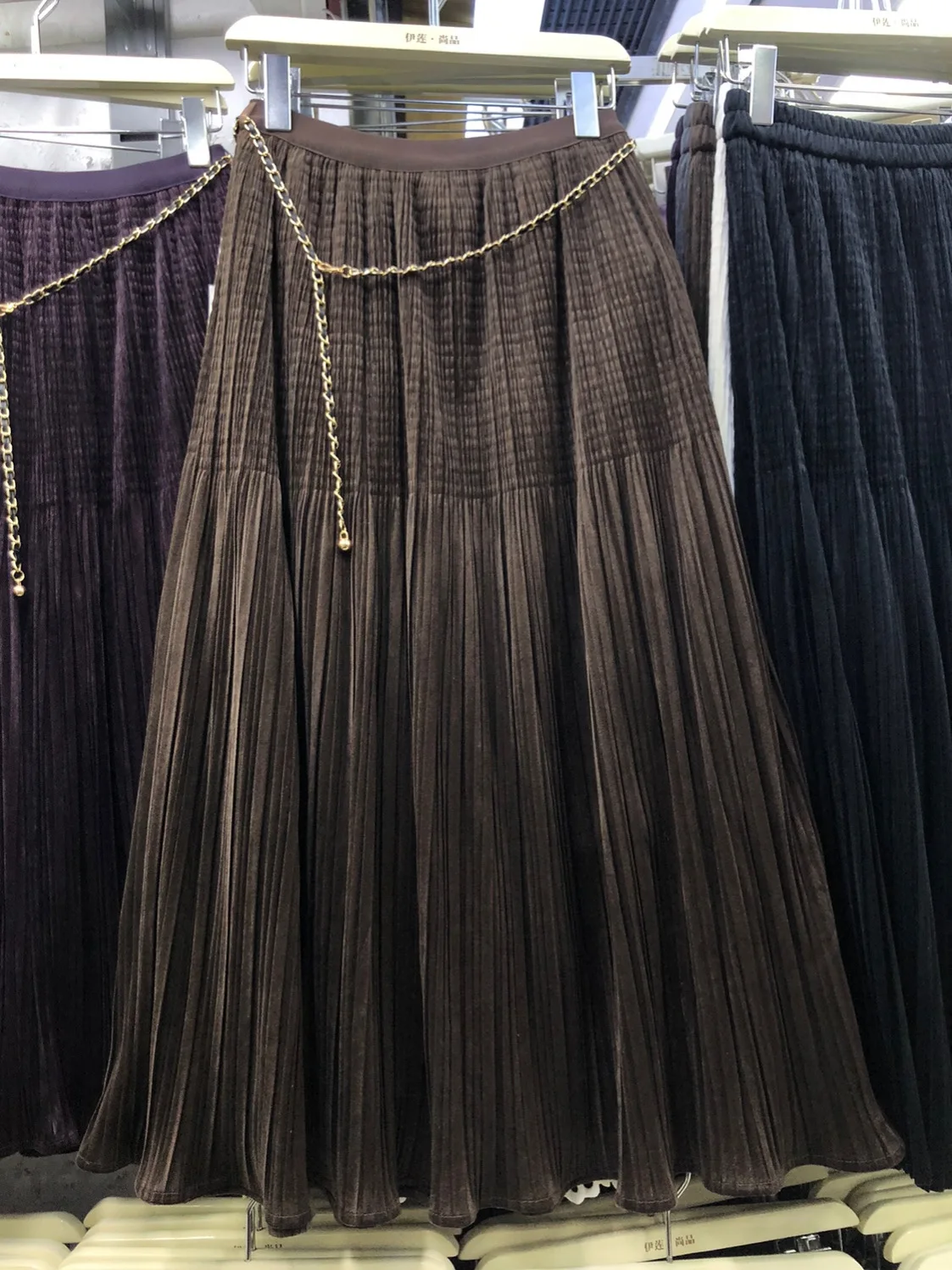 

Women Retro Velvet Ruched Midi A-Line Skirt High Waist New Autumn Style Skirt