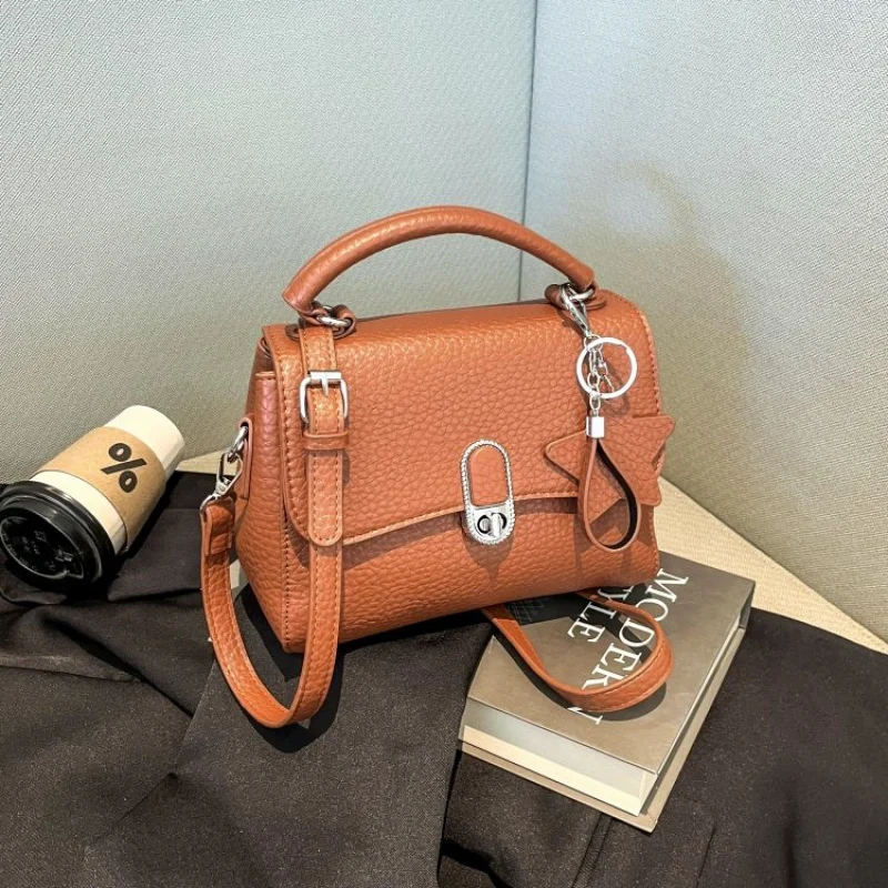 حقيبة كروس نسائية ريترو بتصميم كتف واحد كلاسيكي أنيق وعصري ومتين وواسع للاستخدام اليومي #6