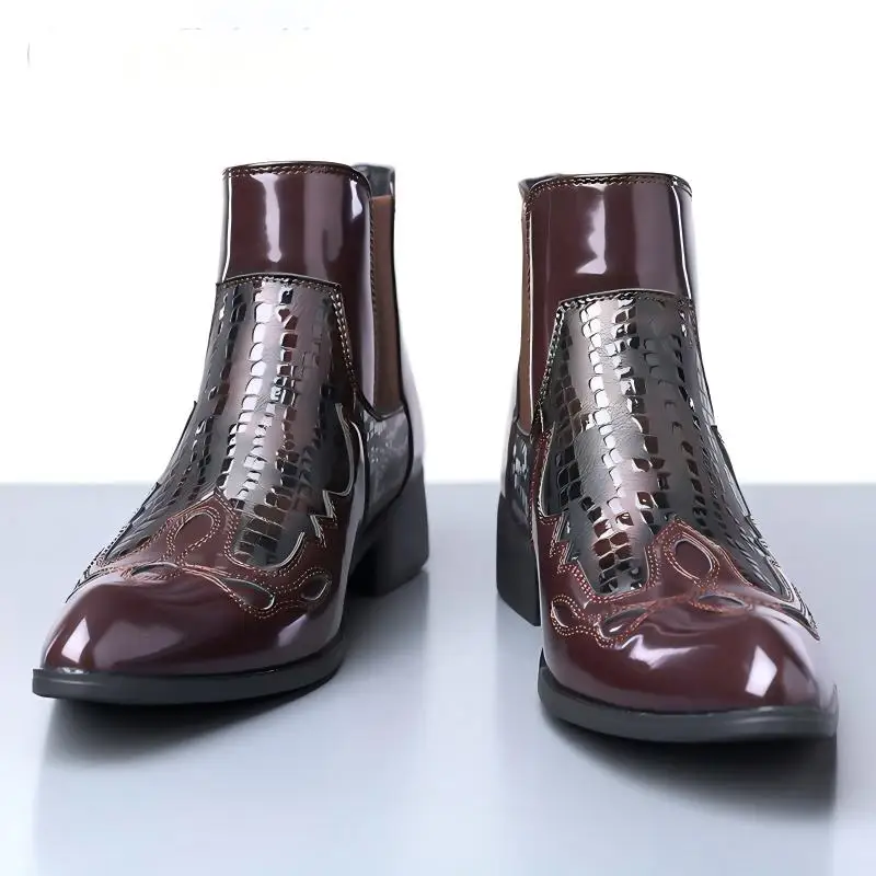 

Retro Men Embossed Chelsea Boots Mirror Stitching Pointed High-end Feel Fashionable Boots for Business Leisure Banquet Occasions