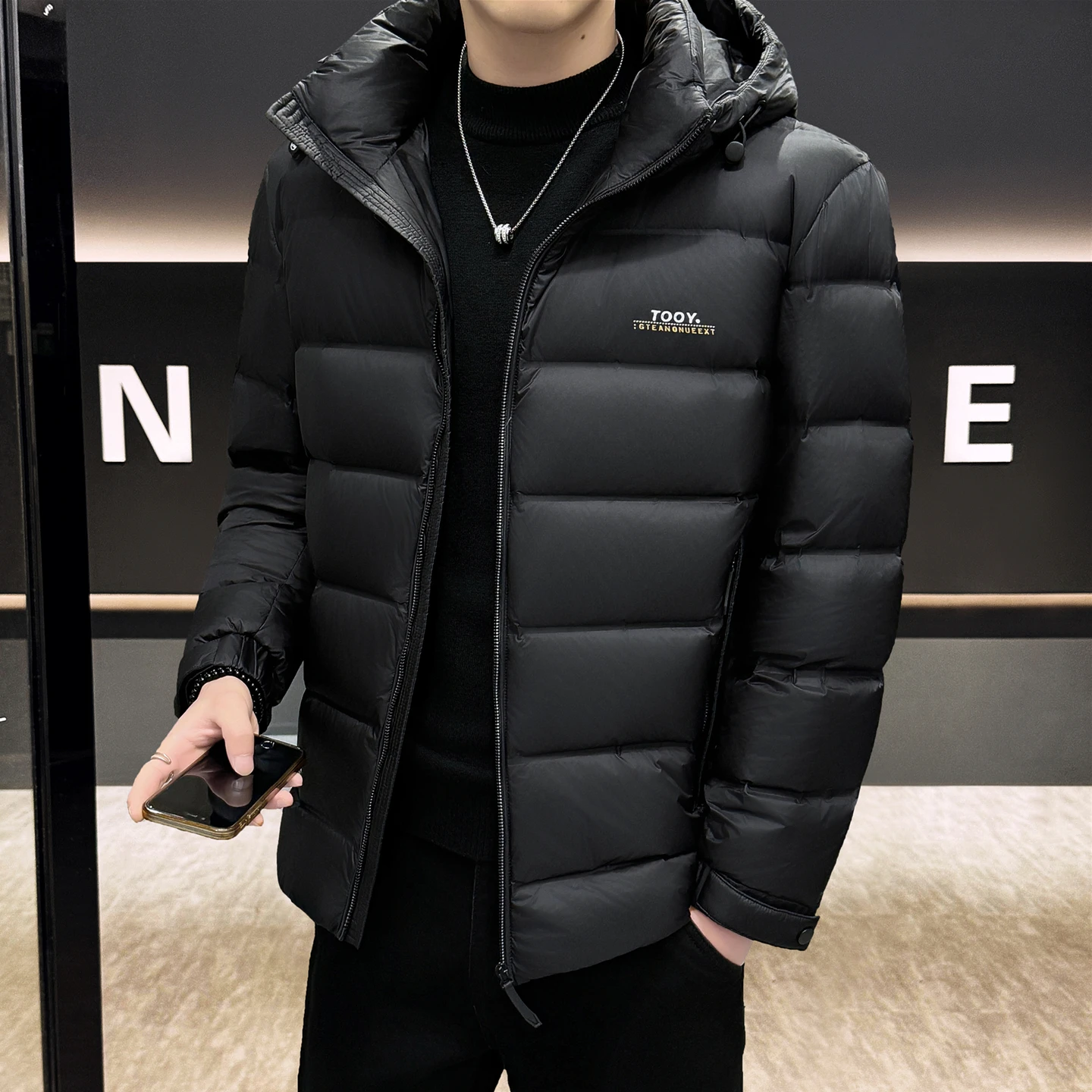

Men's Winter Puffer Jacket 2025 New Style Hooded Thickened Short Warm Outerwear Casual Fashion Polyester Fiber White Duck down