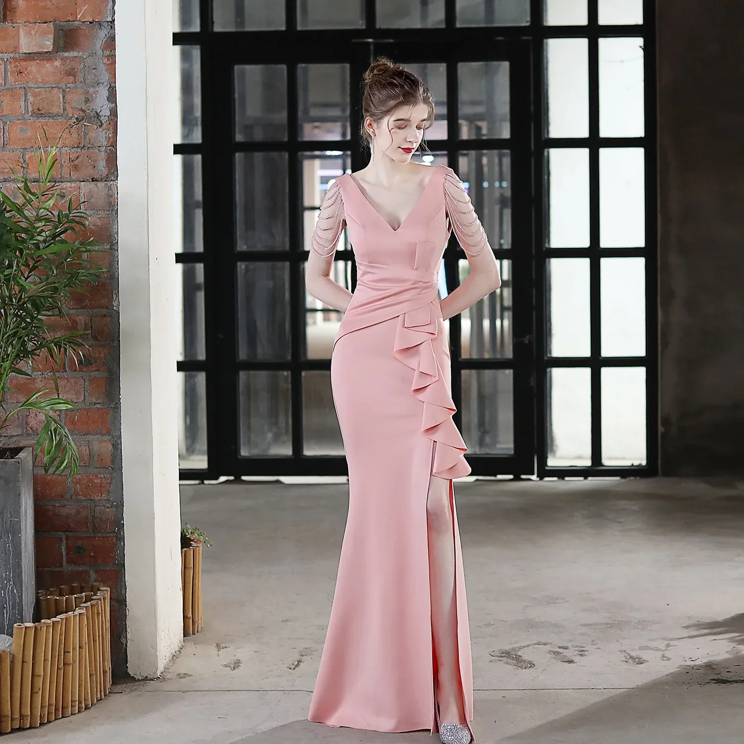 

Evening Dresses Pink Stretchy Beads V-neck Sleeveless Zipper Back Mermaid Trumpet Floor Length Women Party Formal Gowns YE030