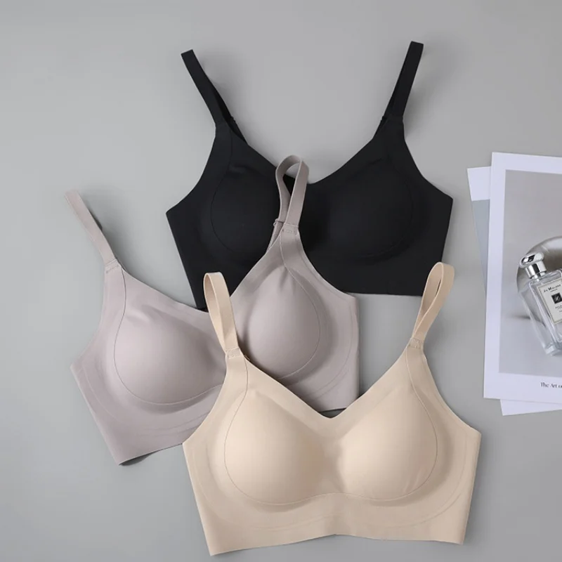 Birdtree, Lining Silk Blended Bra, Women's Full Cup Underwear, Traceless Soft Breathable Bralette, 2026 Autumn New S69826JF