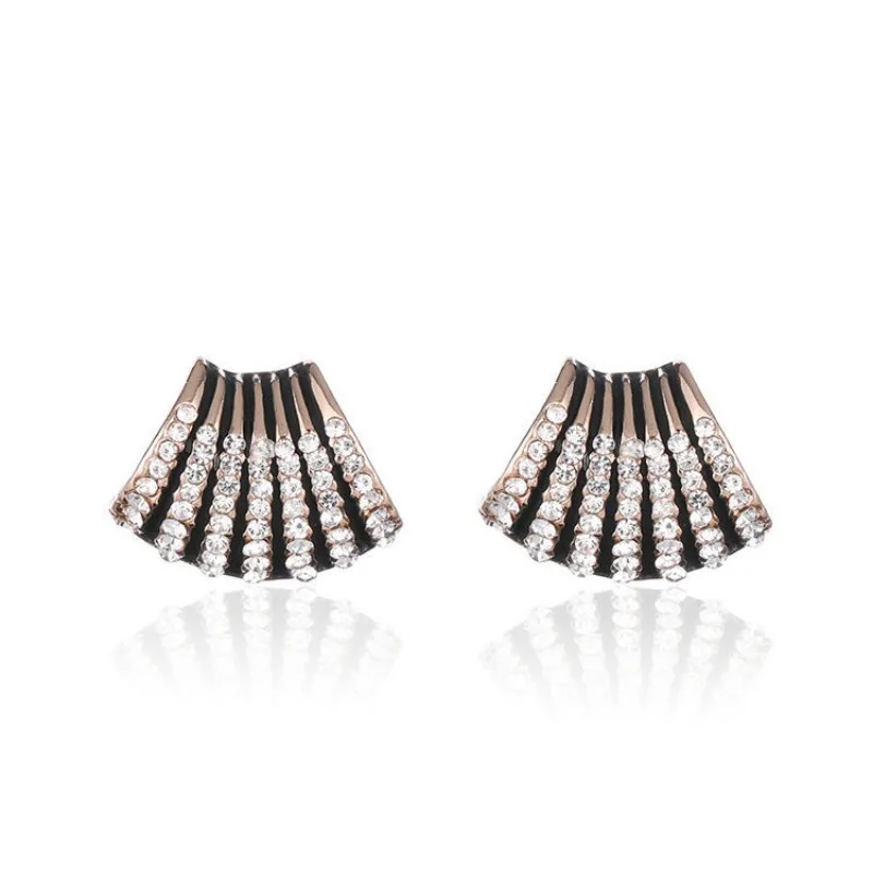 Premium New Anti-allergy Scallop Earrings French Sterling Silver Rhinestone Earrings Stud Accessories for Women