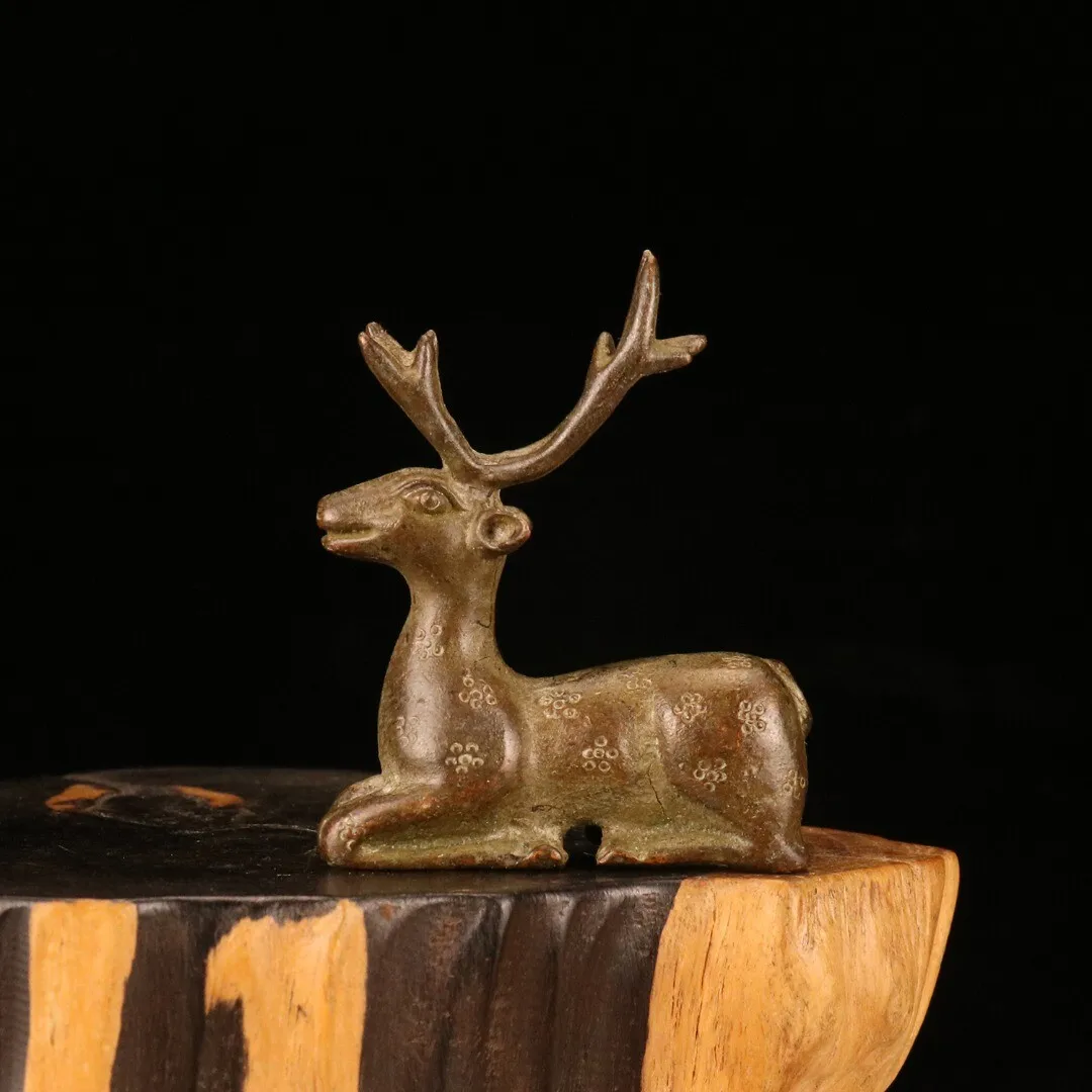 Solid Bronze Lying Deer Figurine Spotted Sika Deer Auspicious Animal Statue Desk Ornament Vintage Collectible Home Decor Gift