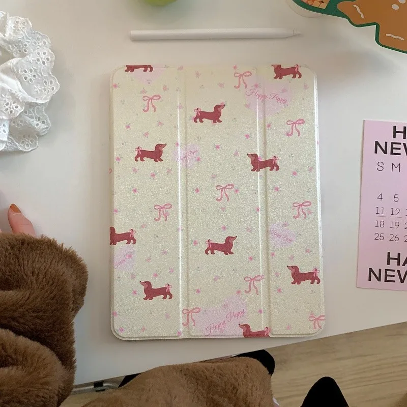 

Tri-fold Mirror Stand Pencil Holder Kawaii Dachshund Tablet Case for iPad 7/8/9th 10.2in Air3/4/5 10th Gen Pro 10.5/10.9in Cover