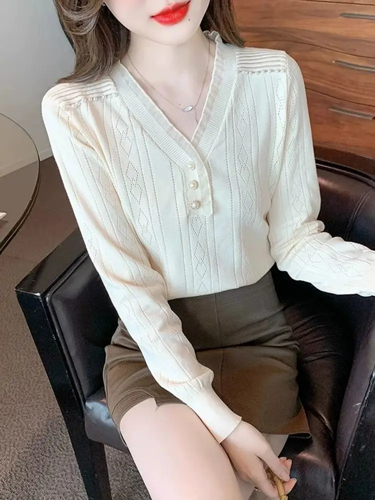 Modny sweter z dzianiny z dekoltem w szpic dla kobiet w nowym stylu Stylowy sweter wyszczuplający z długim rękawem