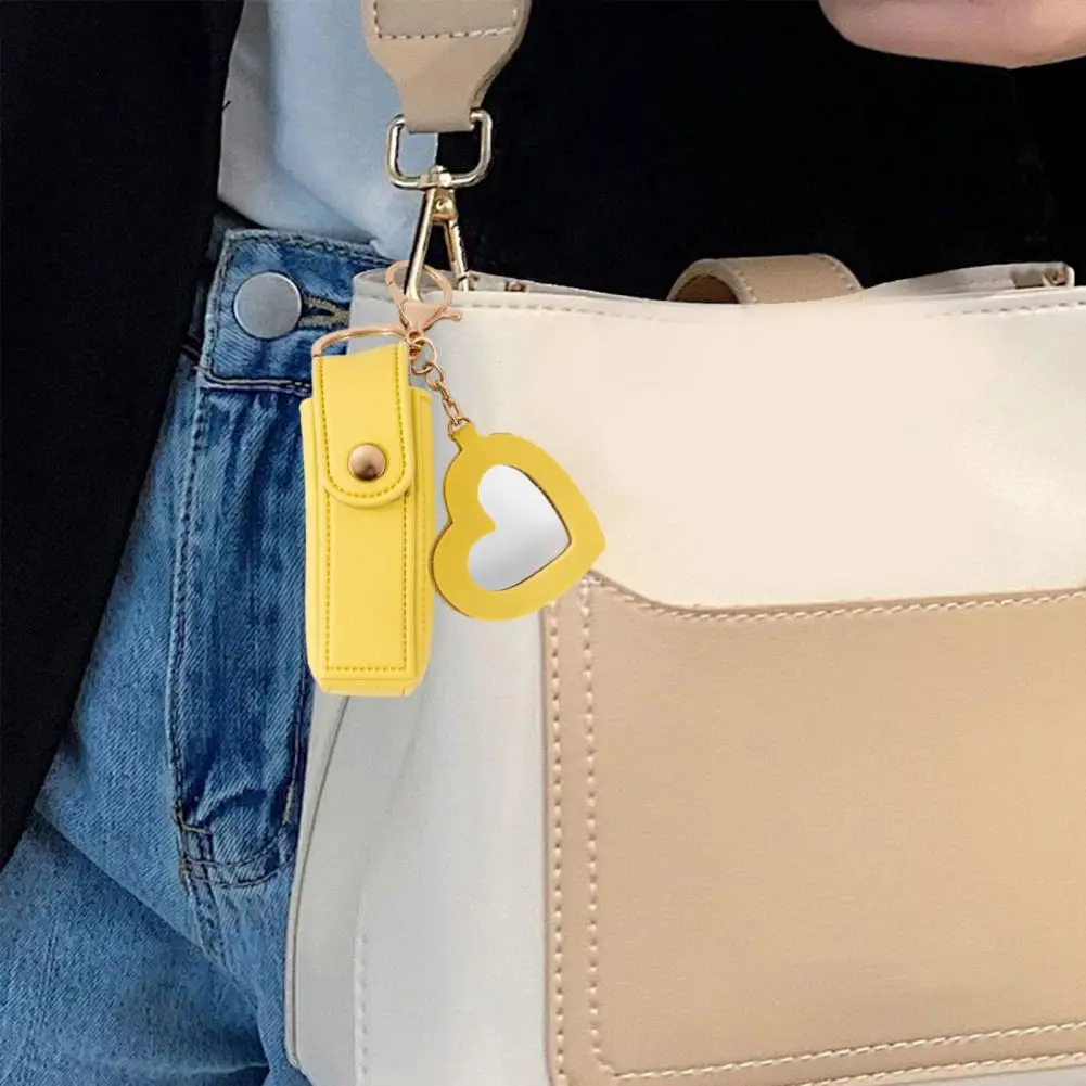 Lipstick Clip Key Chain Heart-shaped Lipstick Clip Keychain with Mirror Lip Gloss Holder Imitation Leather Pendant with Alloy