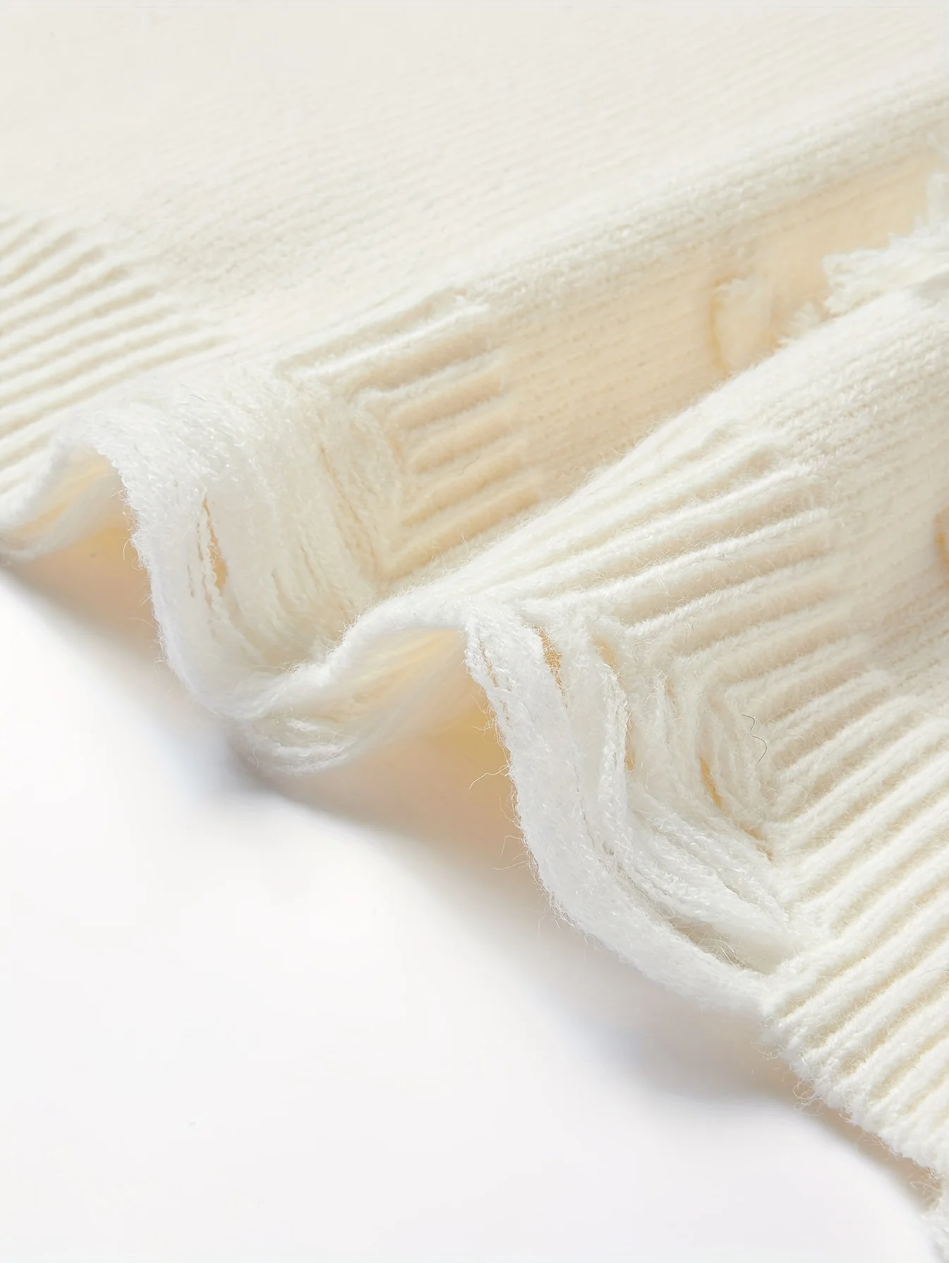 LVLAEA Claw Marks Design Tassel Men Winter Fall Streetwear Long Sleeve Round Neck Solid Color Trendy Fashion Y2K Pullover for Me