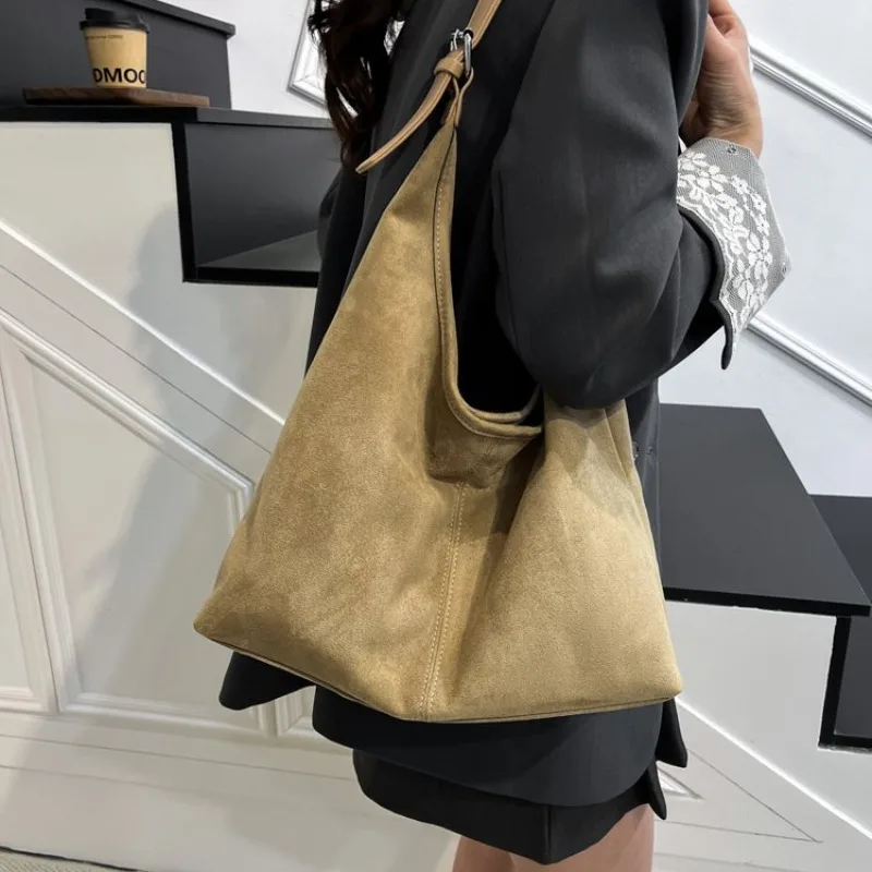 

Women's Camel Suede Tote Bag with Detachable Pouch, Casual Style for Daily Errands & Office Commute Hand Bags for Women