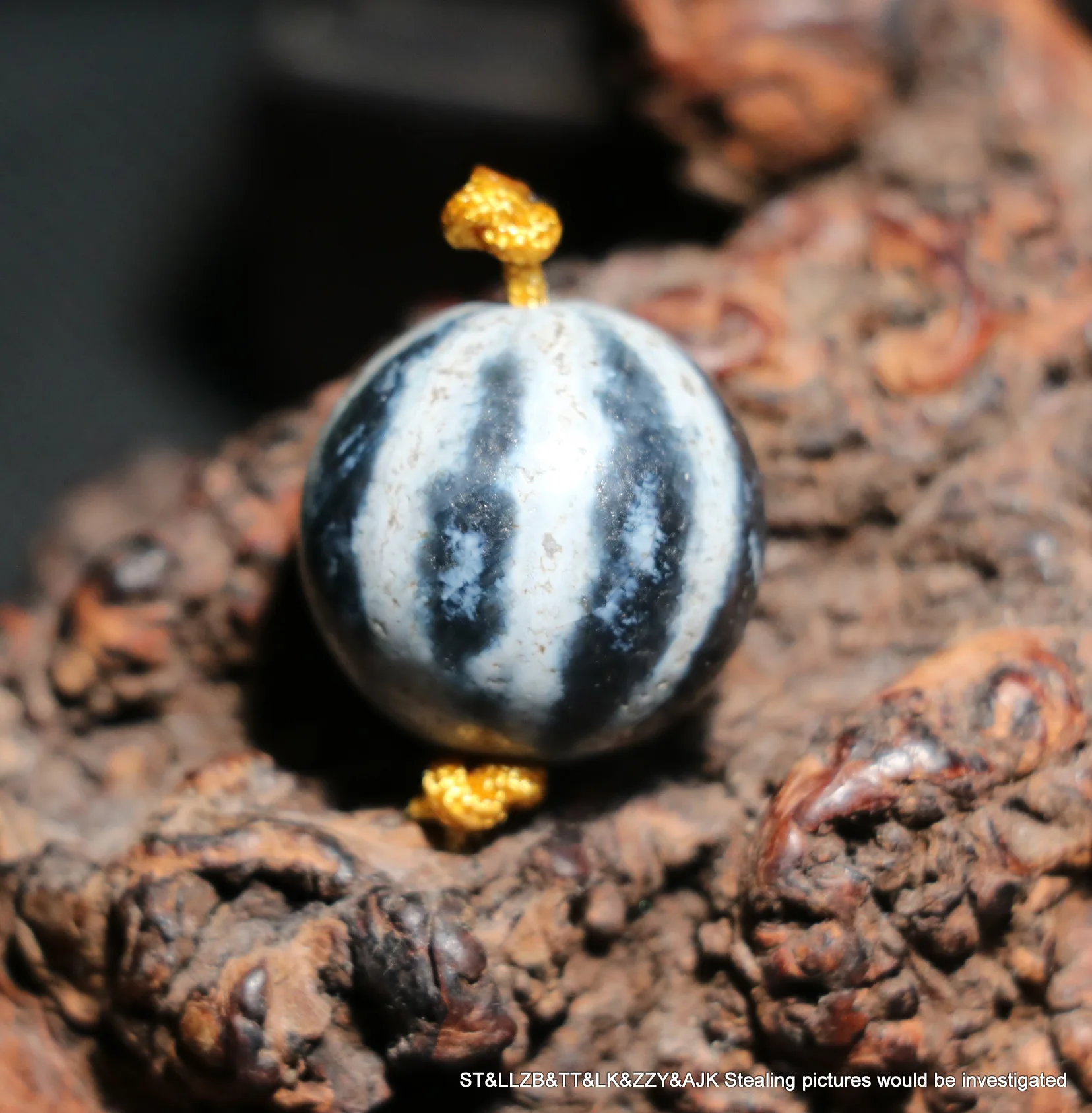 Magic Power Tibetan Old Agate Gray White Color Pumpkin dZi Bead Round Shape 20MM Talisman Timestown UPD21