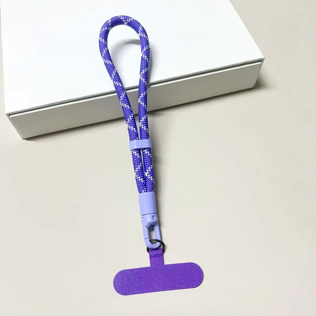 360-Degree Rotating Mobile Phone Lanyard