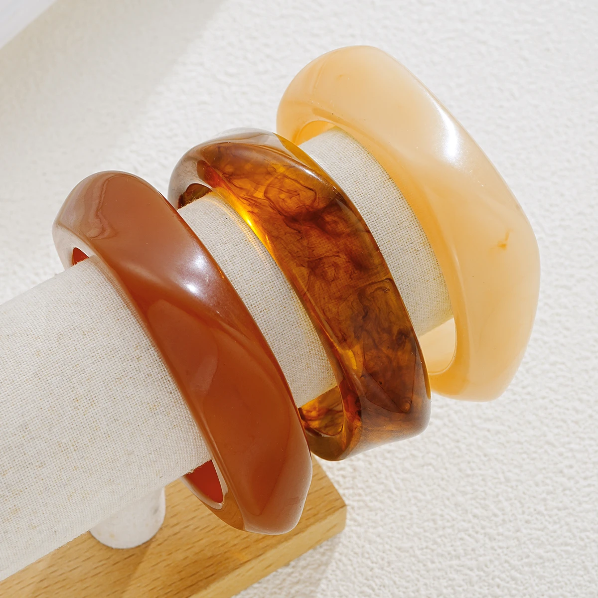 3pcs Vintage Brown Resin Bracelets Set for Women Boho Punk Chunky Coloful Irregular Exaggerated Bangles Daily Party Jewelry Gift