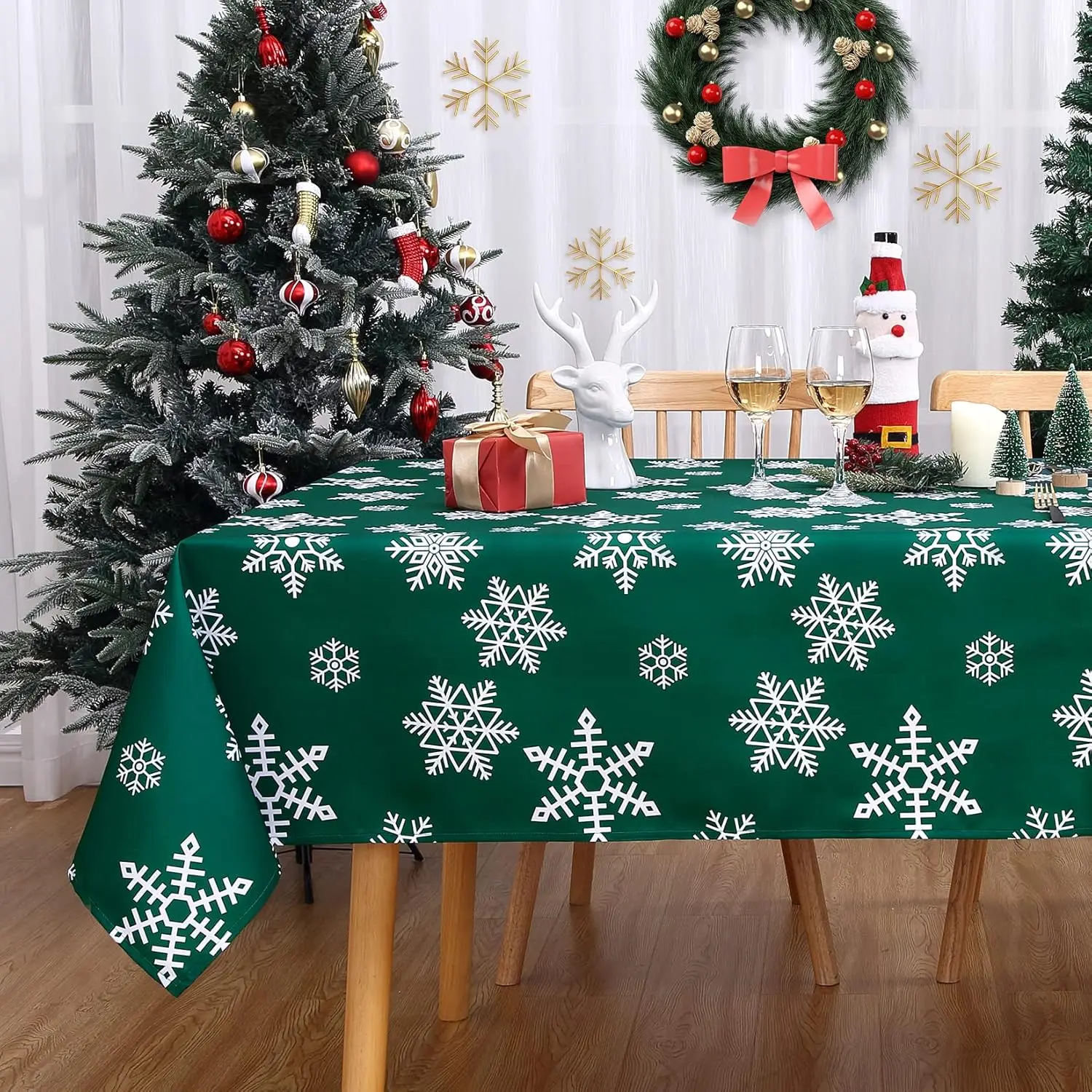 Merry Christmas Snowflakes Print Tablecloth for Table Decoration Winter Holiday Kitchen Dining Table Cloth Christmas Decorations