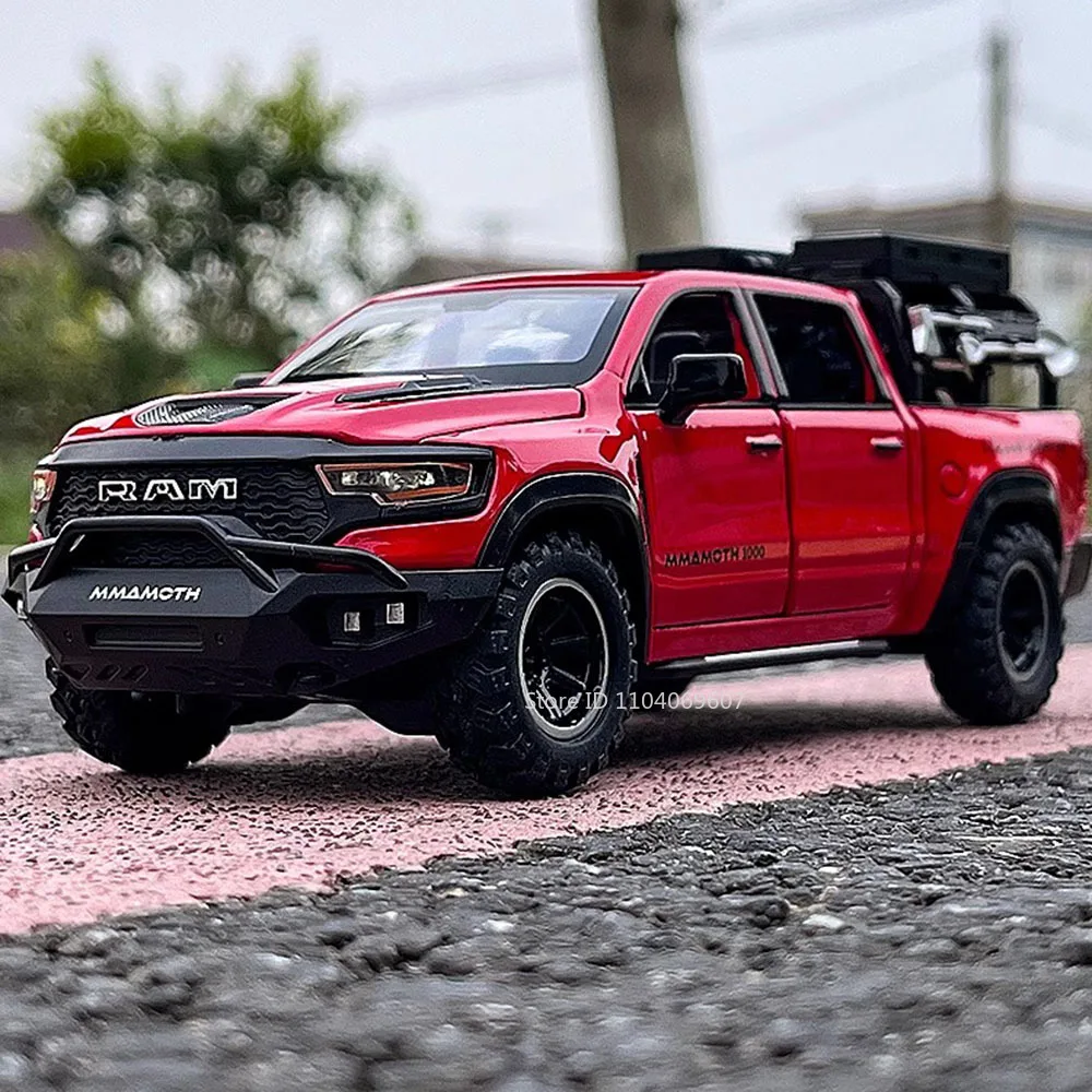 1:32 マンモスピックアップおもちゃの車モデル合金ダイキャストドアオープンサウンドライトプルバックトラック車両モデル男の子キッズギフト用