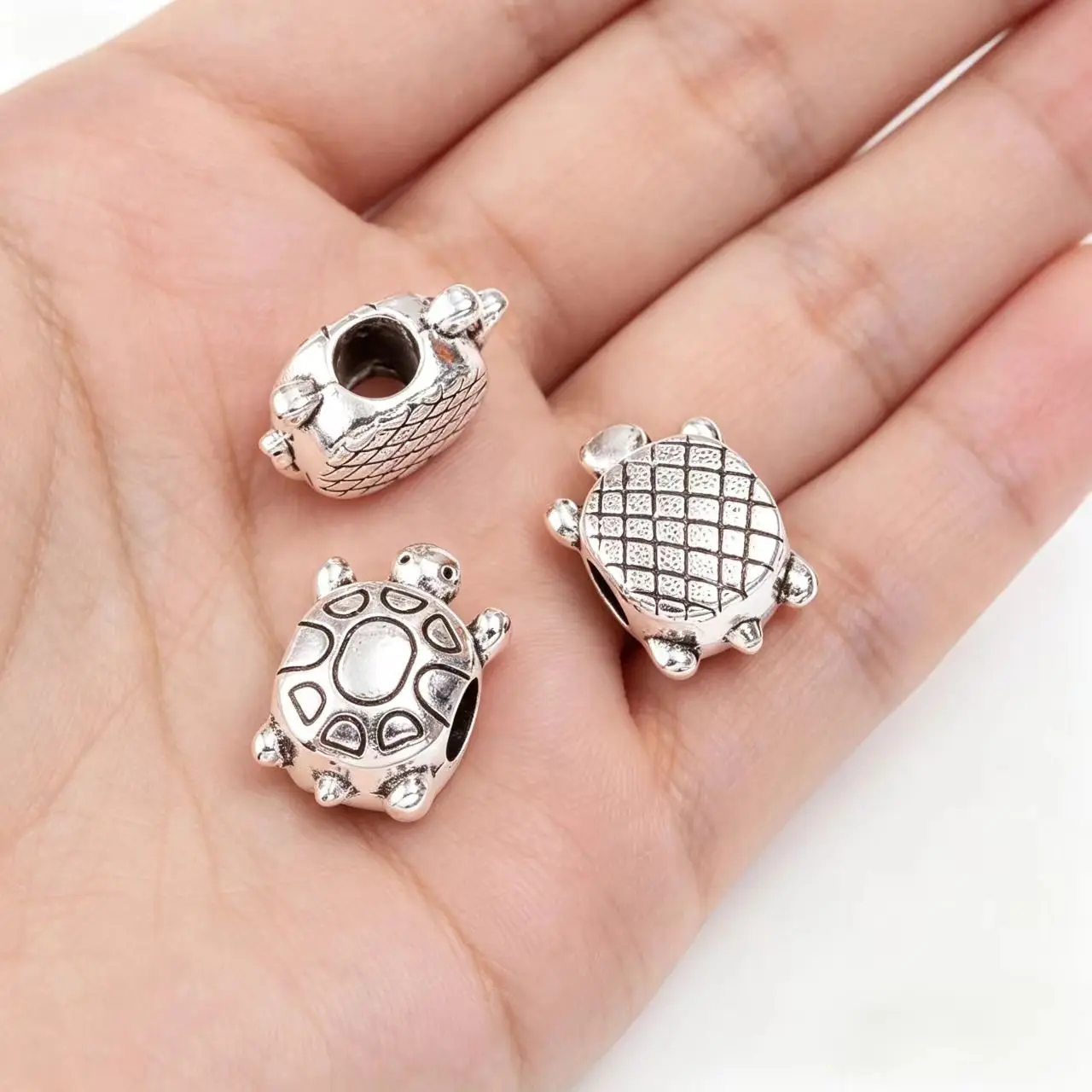 10Pcs/Lot 15x10x8mm Turtle Tortoise 4mm Big Hole Bead Charm Fits Antique Silver Color Charm Bracelets Wholesale DIY Making Fit