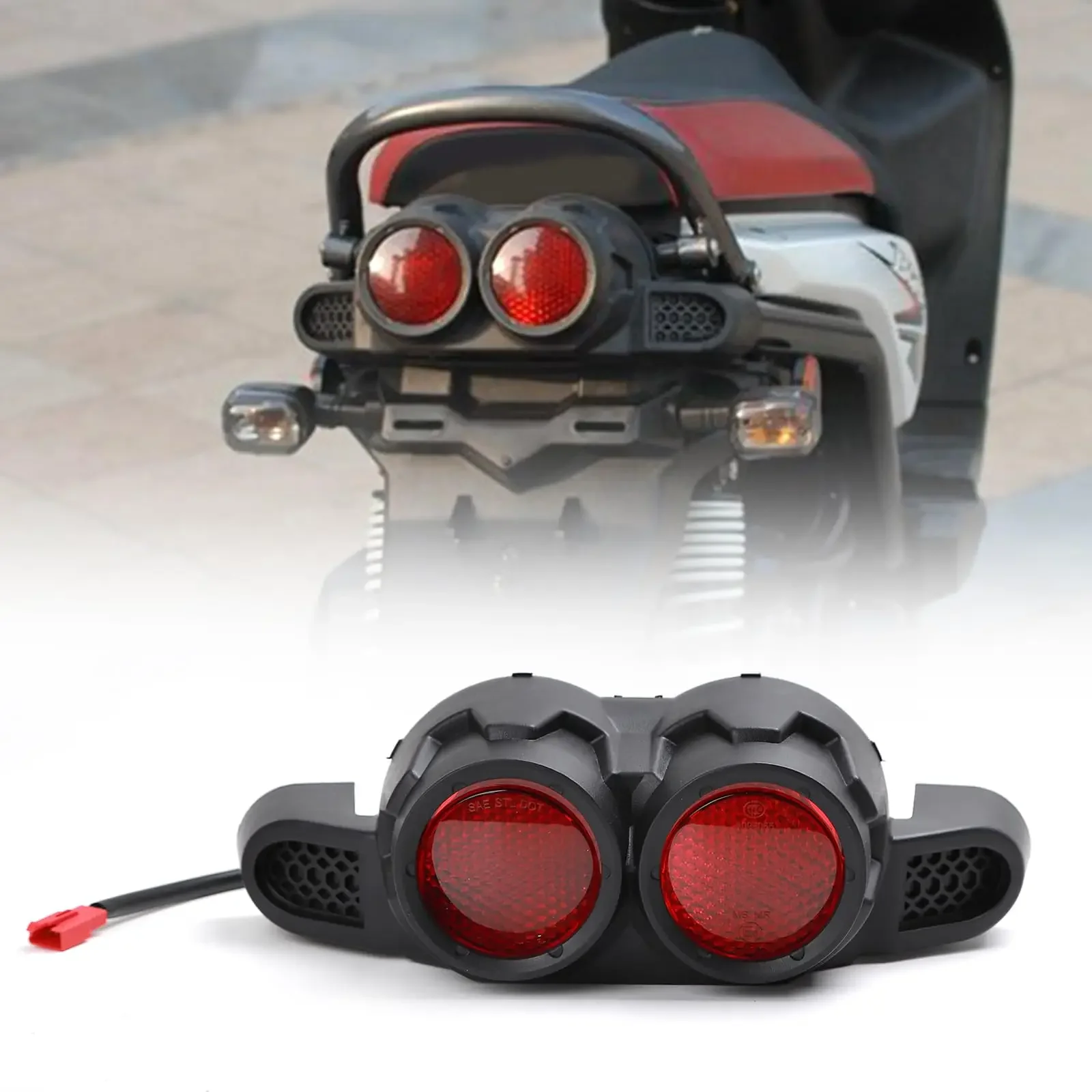 Motorcycle Tail Assembly in PP Material 12V 21W+5W Halogen Lamp Compatible with Yamaha Zuma 125cc 20010-2013 3TH-4TH Generation view 4