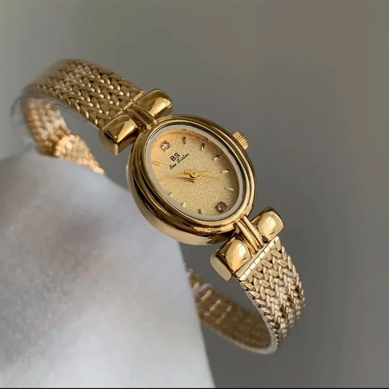 Fashion Light Luxury Women's Watches Oval Dial Wheat Linked Chain Quartz Wristwatch Ladies' Watch Bracelet Dress Watch Gifts