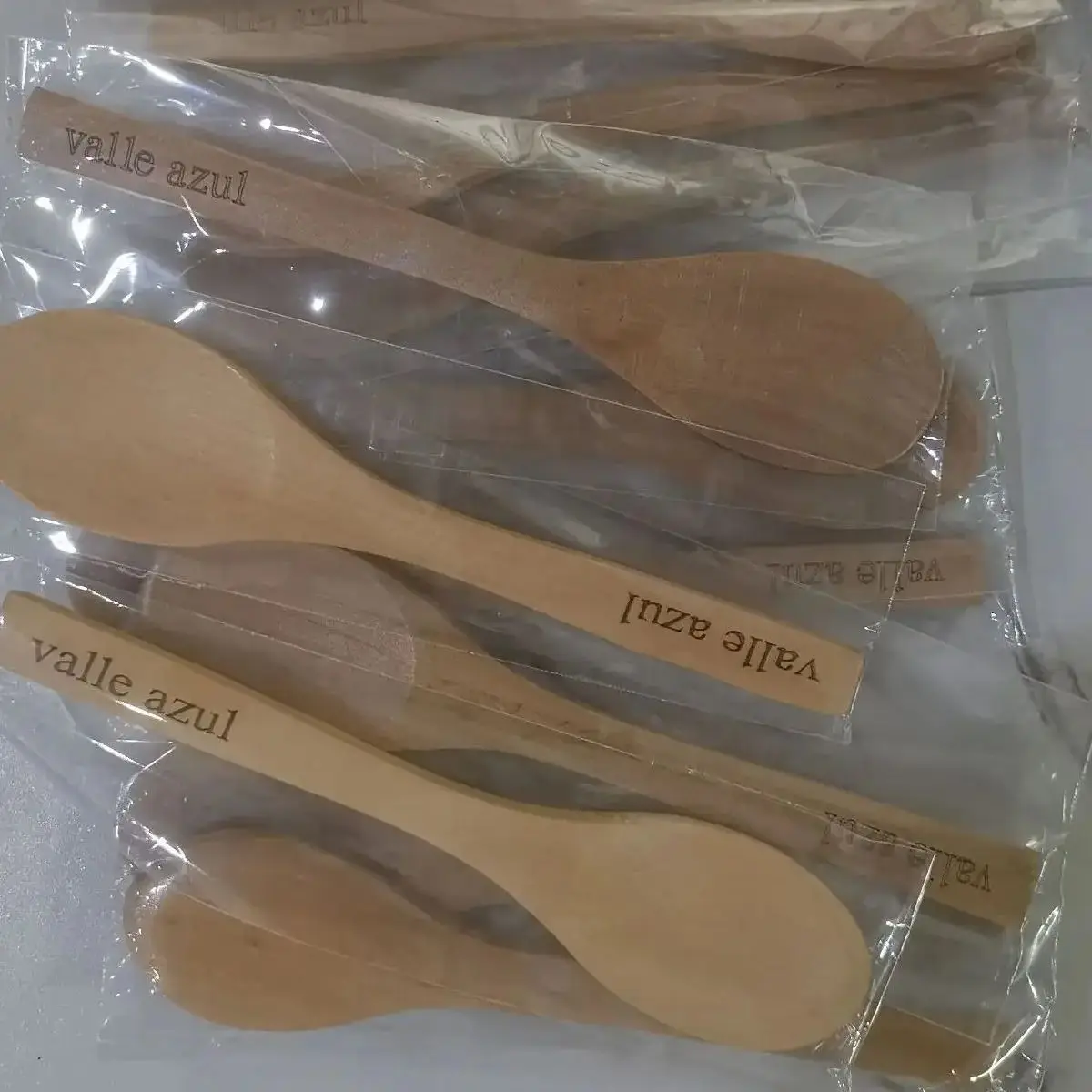 250pcs Reorder to MX 15cm Oval Wooden Spoons Clear Paint with Logo valle azul in Opp Bags