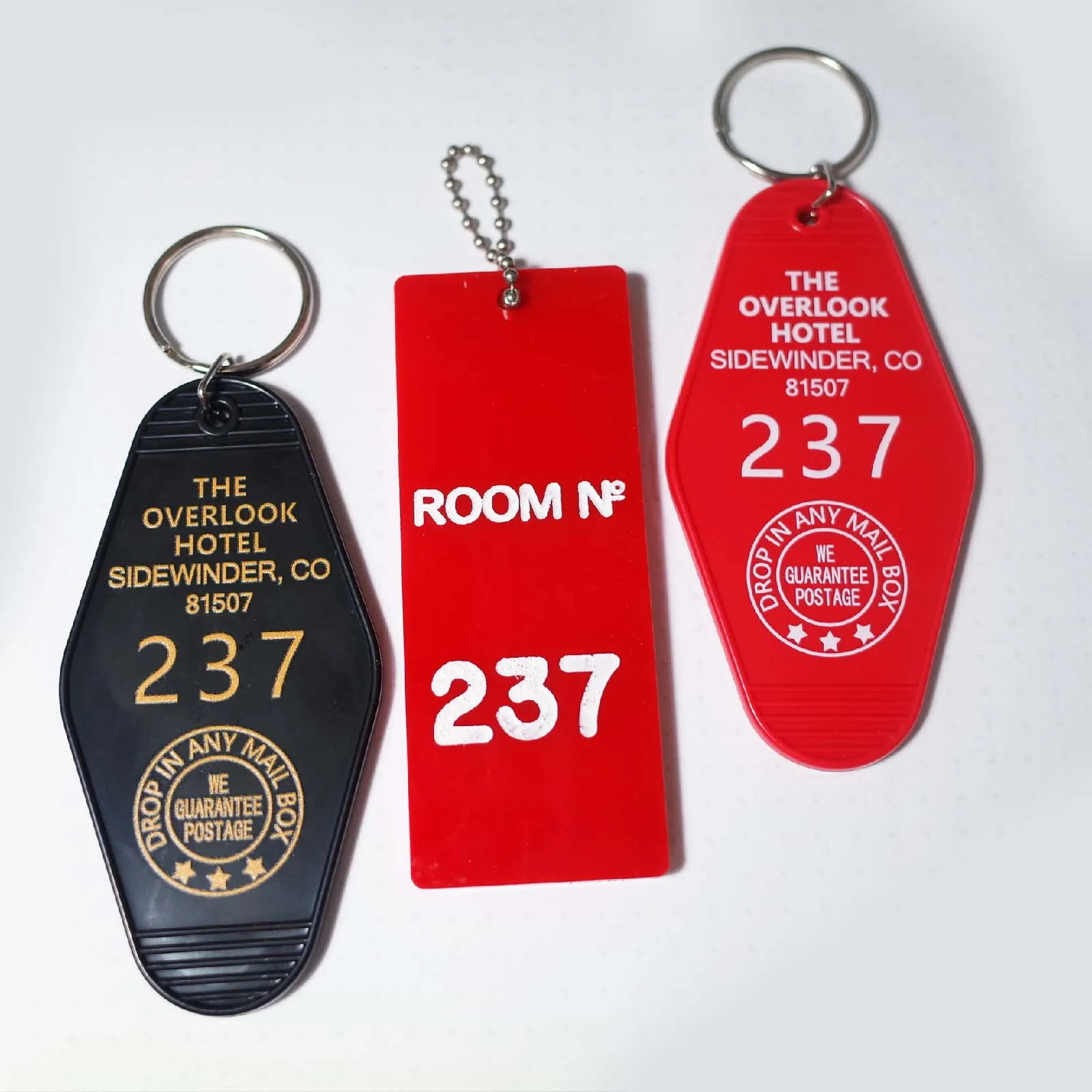 Llavero de película de suspense de terror Overlook-habitación de hotel 237 tarjeta clave accesorio de película clásica colgante decoración de mochila