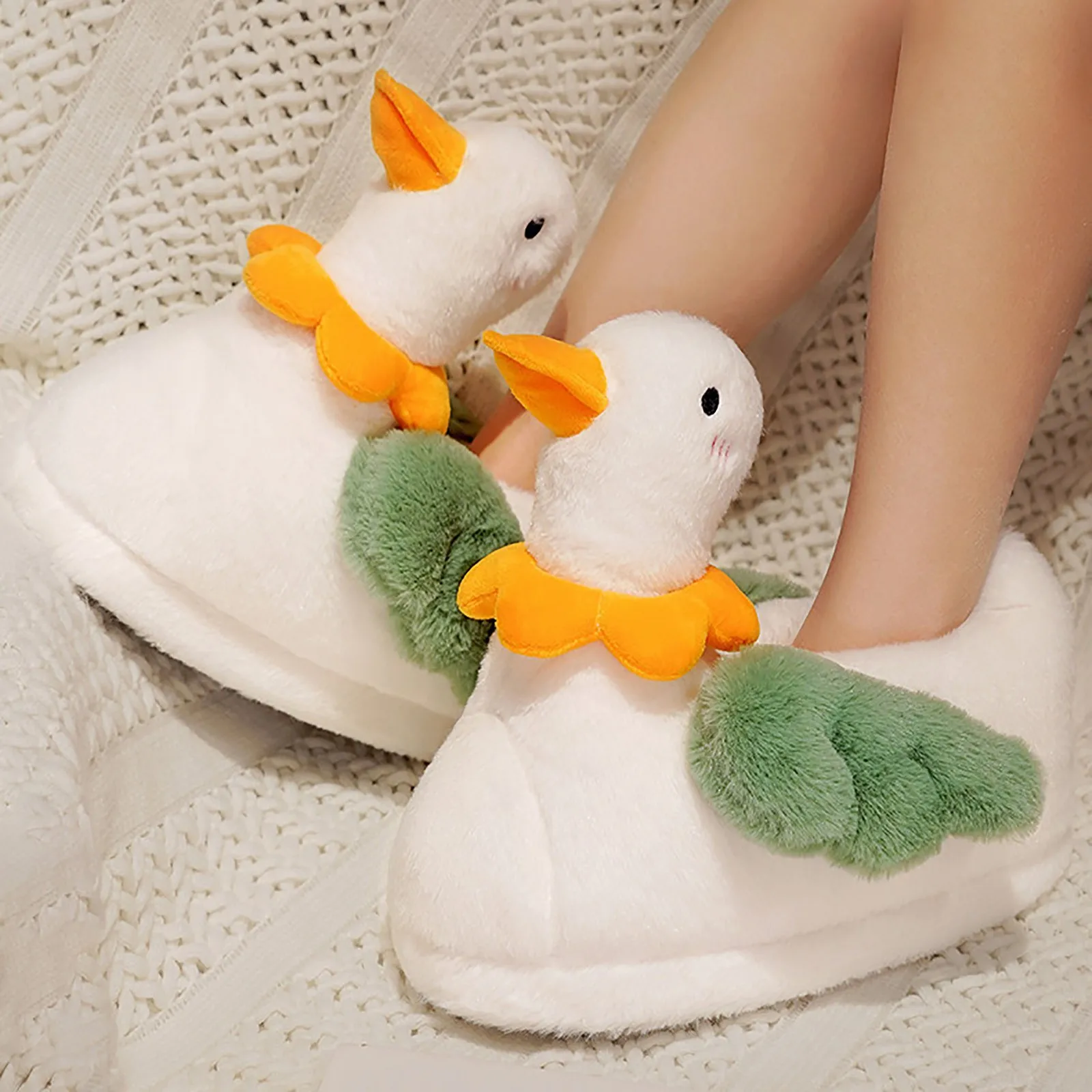 Women Cute House Slippers Warm Cotton Soft Plush Home Slippers Indoor Cartoon Duck Novelty Women Slippers Open Toe Memory Foam