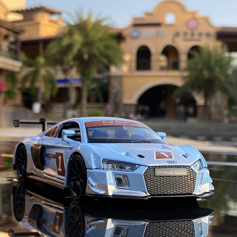 1:32 AUDI R8 Le Mans Alloy Racing Car Model Diecast & Toy Vehicles Metal Toy Car Model Sound and Light Collection Toy Gift