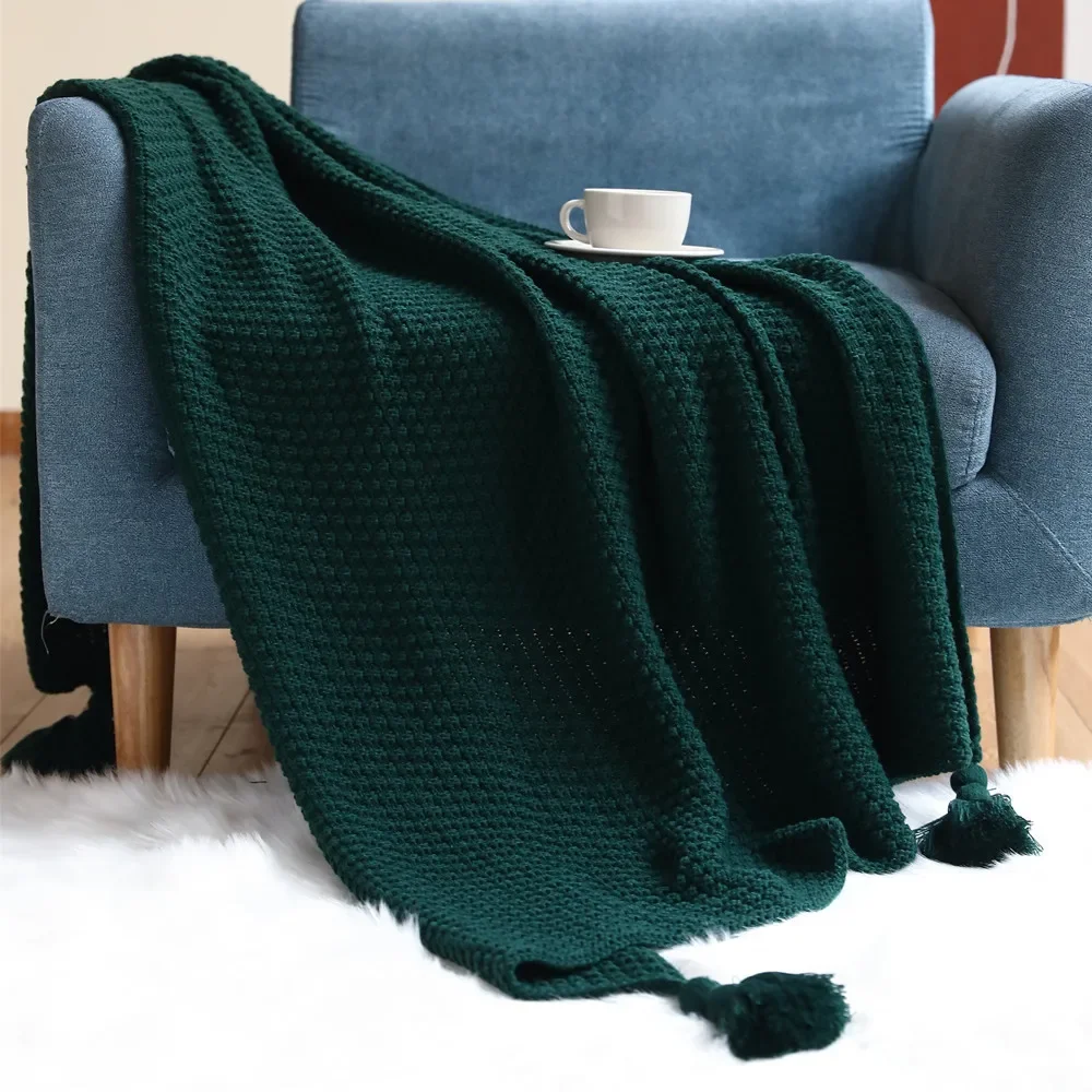 Nordic Knit Throw Blanket with Tassels Soft Solid Color Waffle Weave Sofa Cover for Cozy Bed Boho Chic Home Decor Accessory
