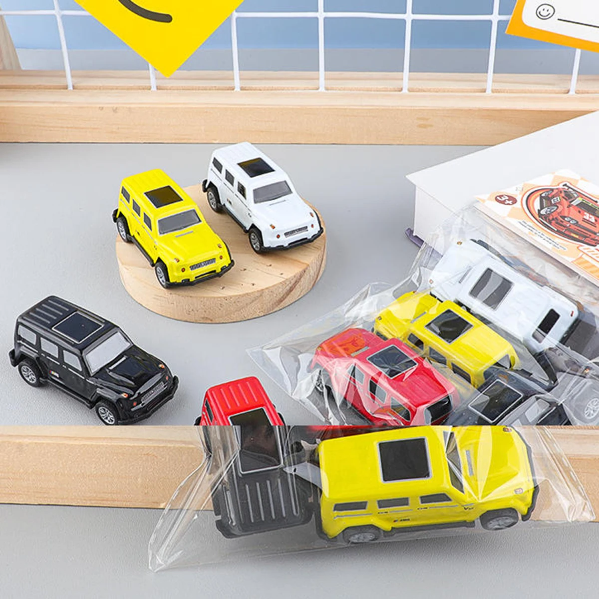 Children Toy Car Pull Back Car Tin Off-Road Car Set Simulation Off-Road Metal Diecast Car Model Birthday Party Gift For Boys
