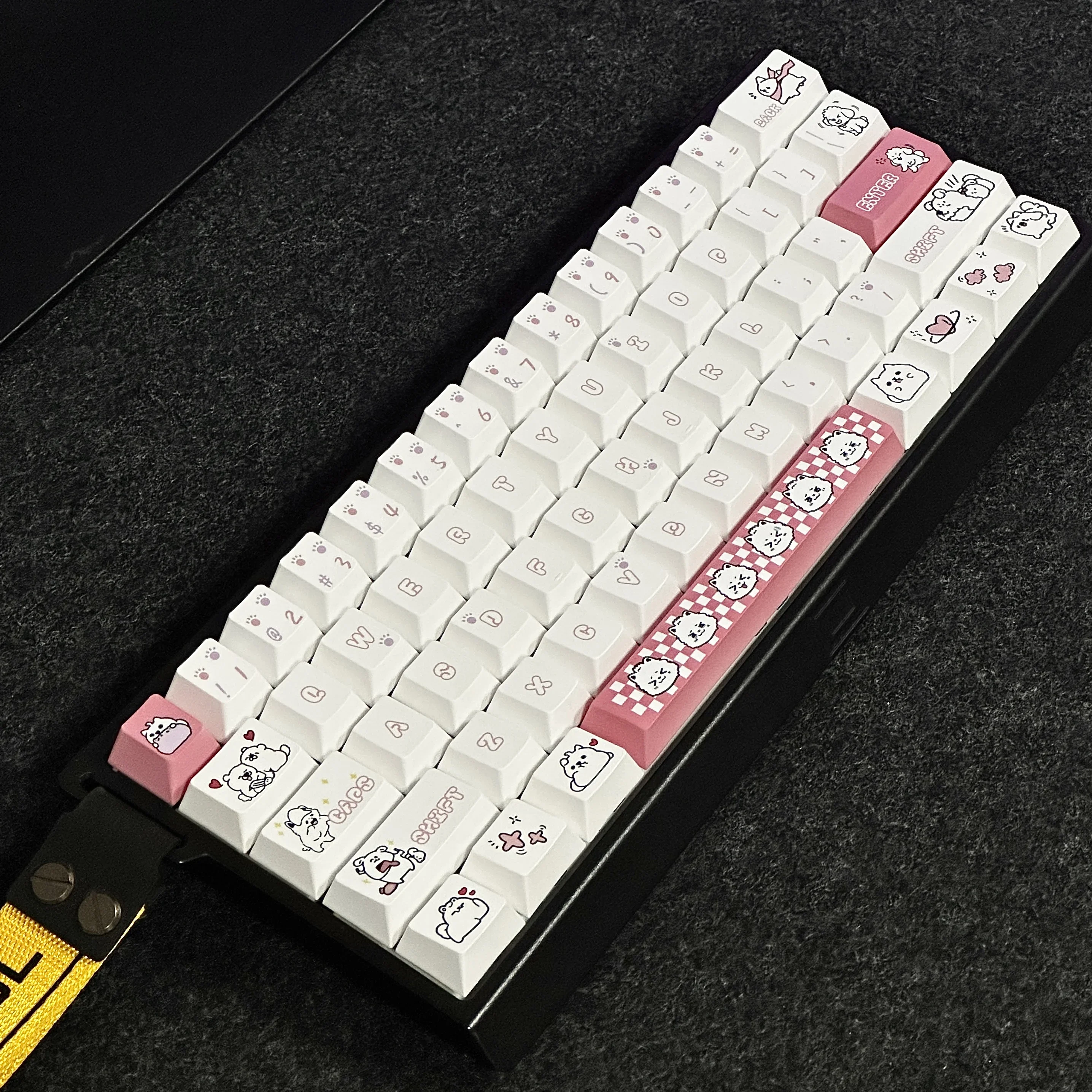 

Pink puppy keycaps, original height PBT sublimation process keycaps for mechanical keyboards magnetic axis keyboards