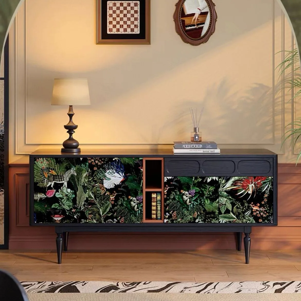 مدخل جانبي لغرفة المعيشة وغرفة الطعام الفرنسية القديمة، وخزانة المدخل، وخزانة جانبية عتيقة بلونين