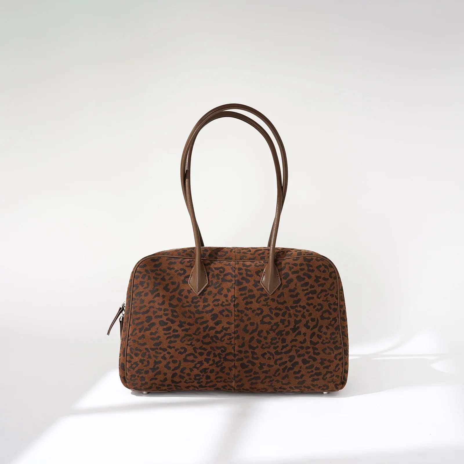 Minimalist Icon Diaper Bag Women's Luxury Leather Tote Vintage Crossbody Bag Designer Large Capacity Elegant And Timeless