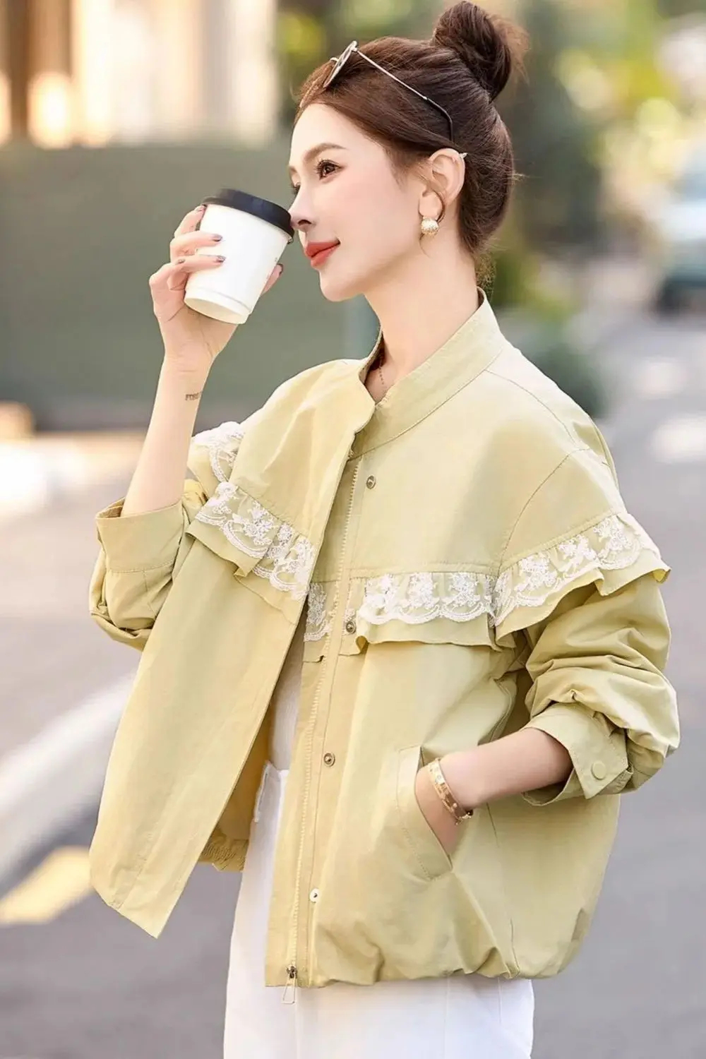 

2025 New Women's Lace Trim Stand Collar Baseball Jackets Spring Autumn Casual Loose Blouse Boho Chic Oversized Tops Outerwear