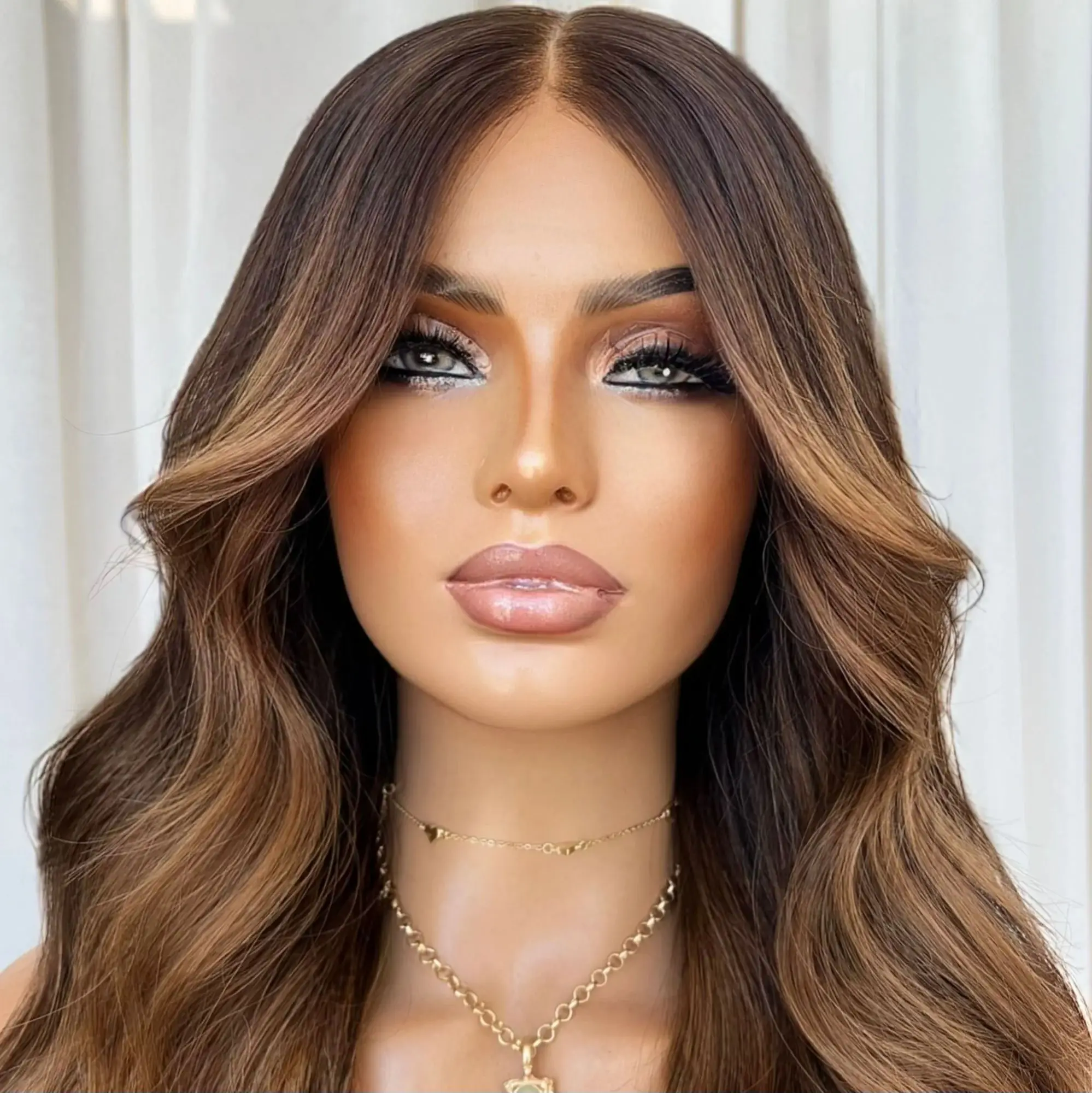 20 inches Ombre Warm Brown with Blonde Highlights 13*4 HD Invisible Synthetic Lace Front Wig Body Wave Hair Beginner Friendly