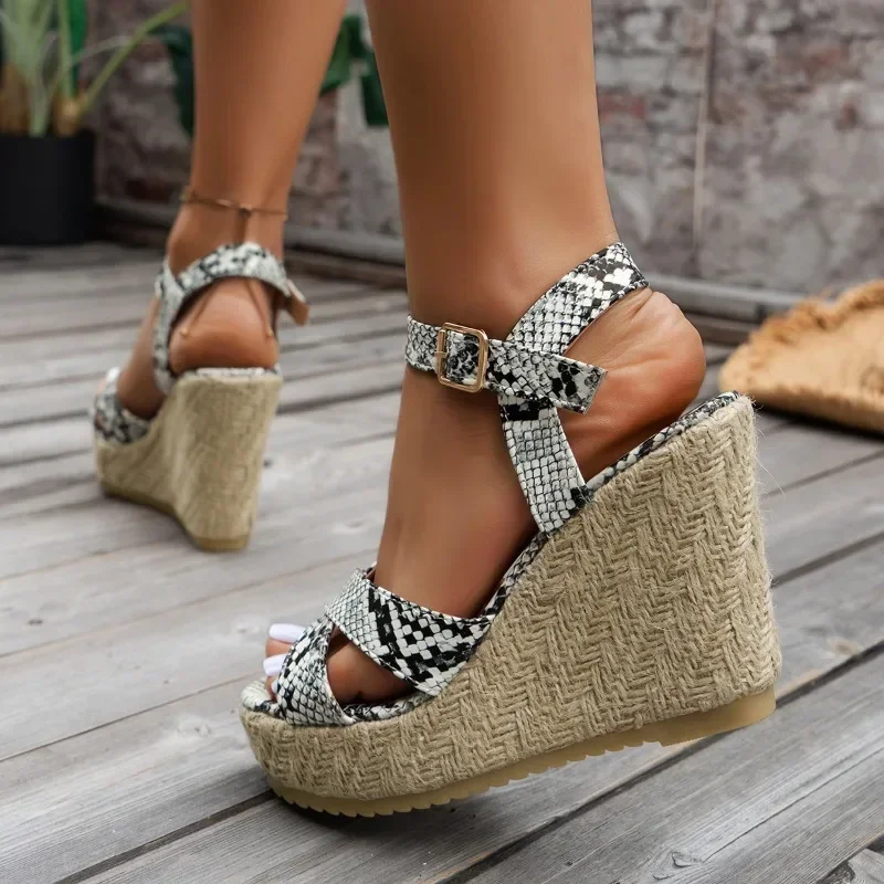 2023 Fashion Shoes Female Buckle Strap Women's Sandals Open Toe Dress Sandals Women Wedges Platform Snake Pattern Shoes Women