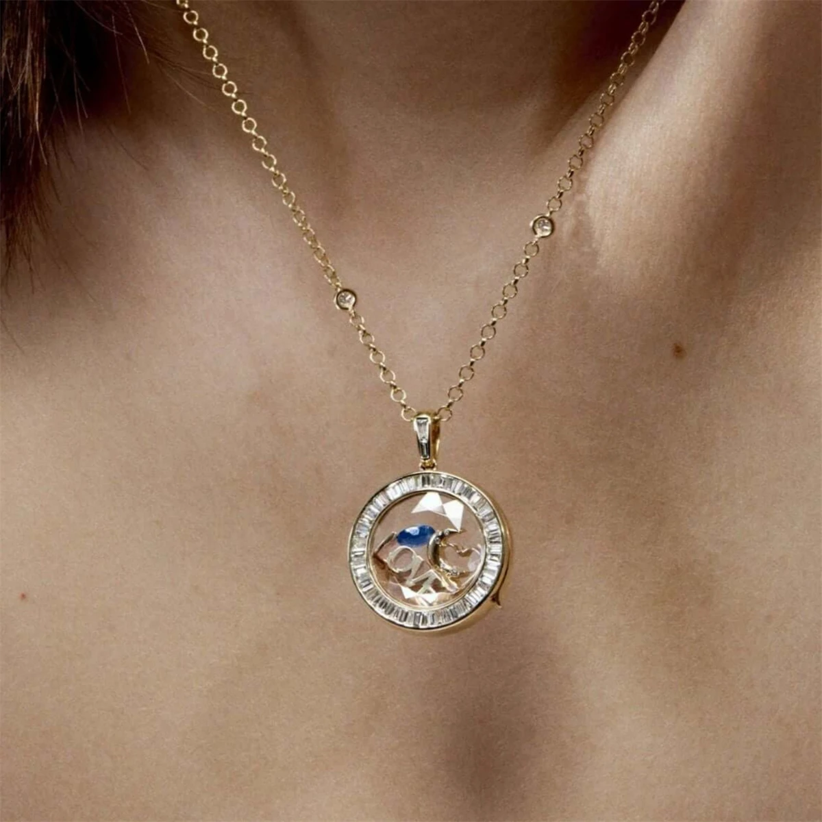 Neues Produkt: Runde herzförmige Halskette mit Diamantbesetzter Glaskassette, DIY-Blumen-Ballett-Accessoires, buntes Muttertagsgeschenk – Detail 3
