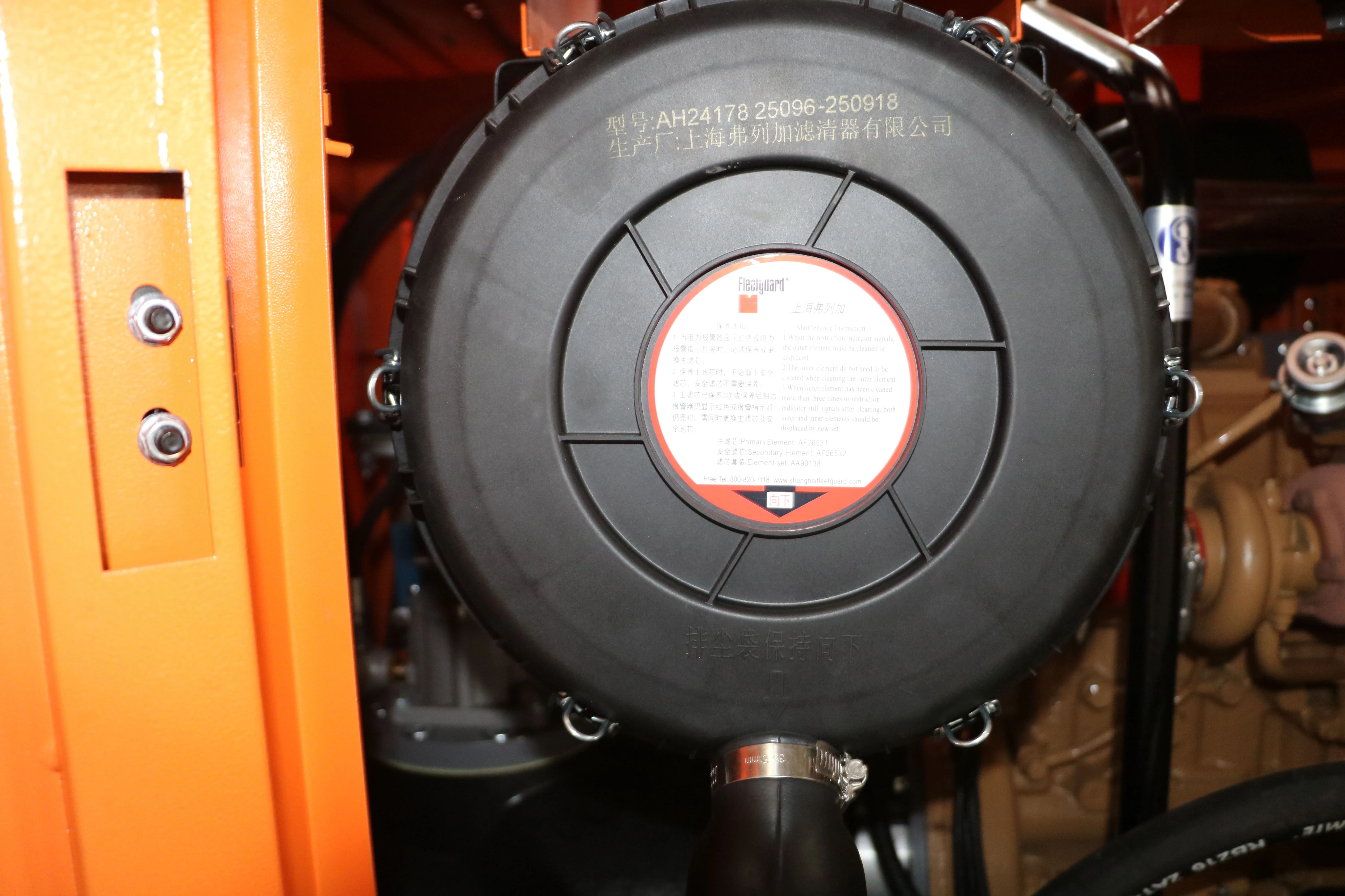 ضاغط هواء ديزل محمول 10 بار 10 م 3 / دقيقة للتعدين والبناء