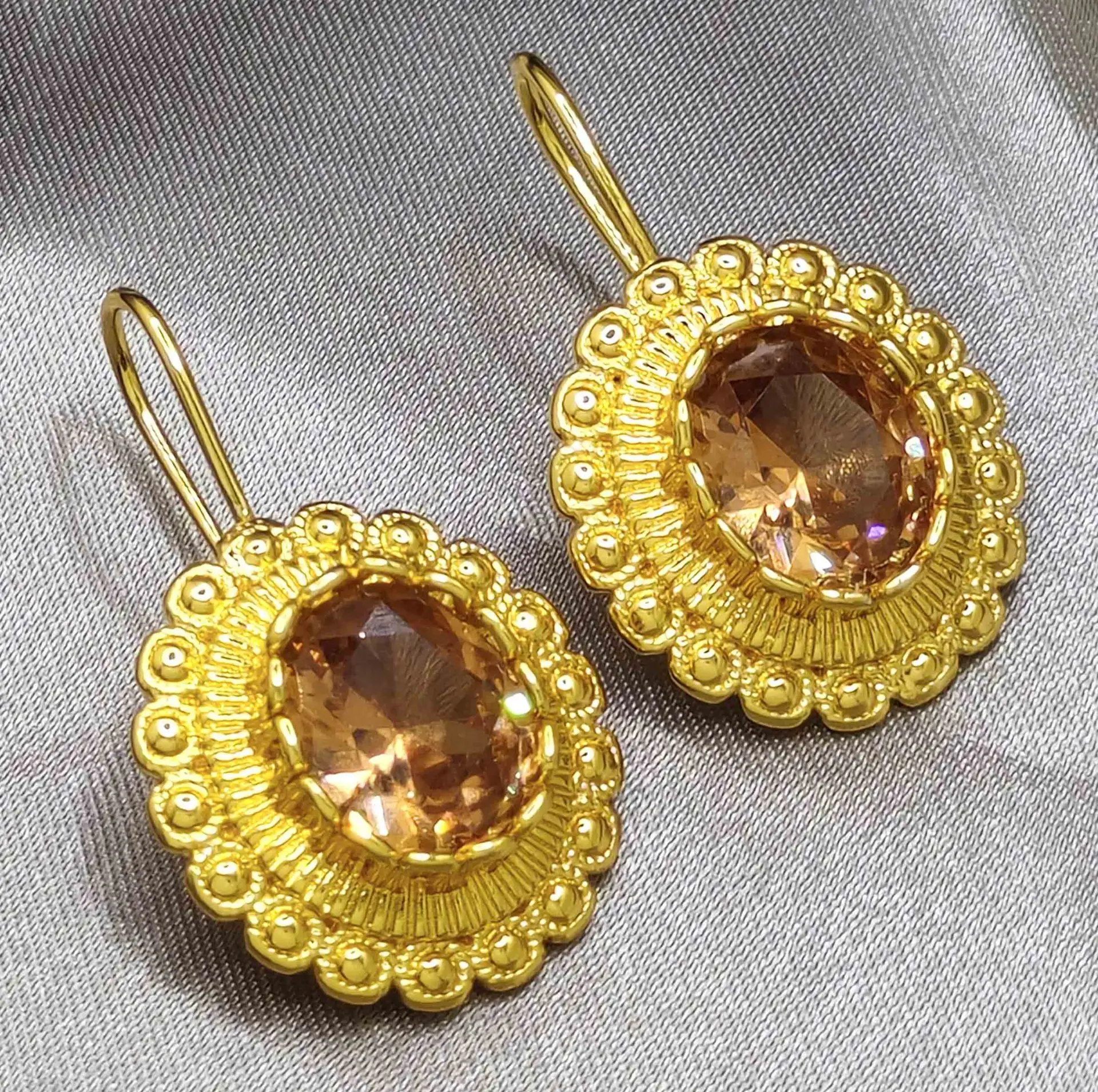 VVS1 Brown Moissanite Vintage Inlaid Earrings for Women, 18K Gold Plated Luxury Fashion Fine Jewelry, Elegant Holiday Party Gift for Ladies Daily Wear 8