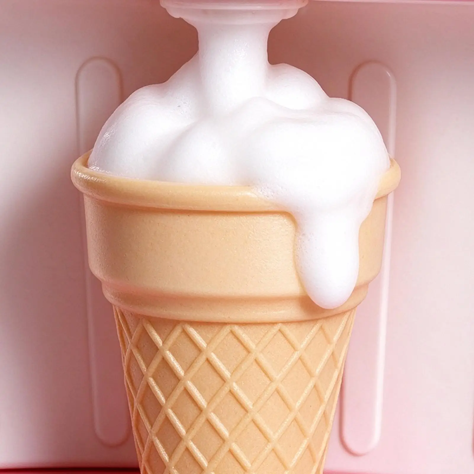 giocattolo-da-bagno-a-forma-di-gelato-con-ventosa-da-fissare-al-muro-con-manovella-interattivo-per-creare-bolle-durante-il-bagno-ideale-per-bambine-di-3-anni