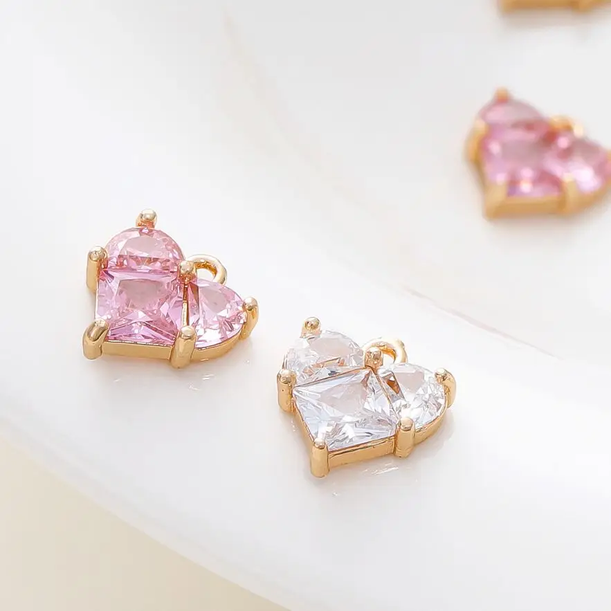 4pcs/lot 18K Gold Colors Clear Pink Heart Zircon Rhinestone Brass Pendants Bracelet Charm For Necklace Jewelry Making Findings