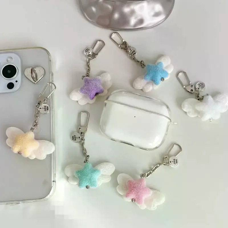 Neuer eleganter Schlüsselanhänger mit geflockten Engelsflügeln und Sternen, leichter Schlüsselring, Taschenanhänger für modische Damen, Dekorationsaccessoires.