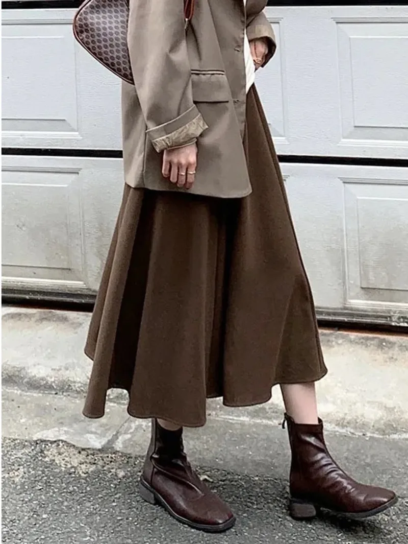 French coffee skirt, women's autumn and winter umbrella skirt high waist thickened a-length skirt half skirt with overcoat HTF0