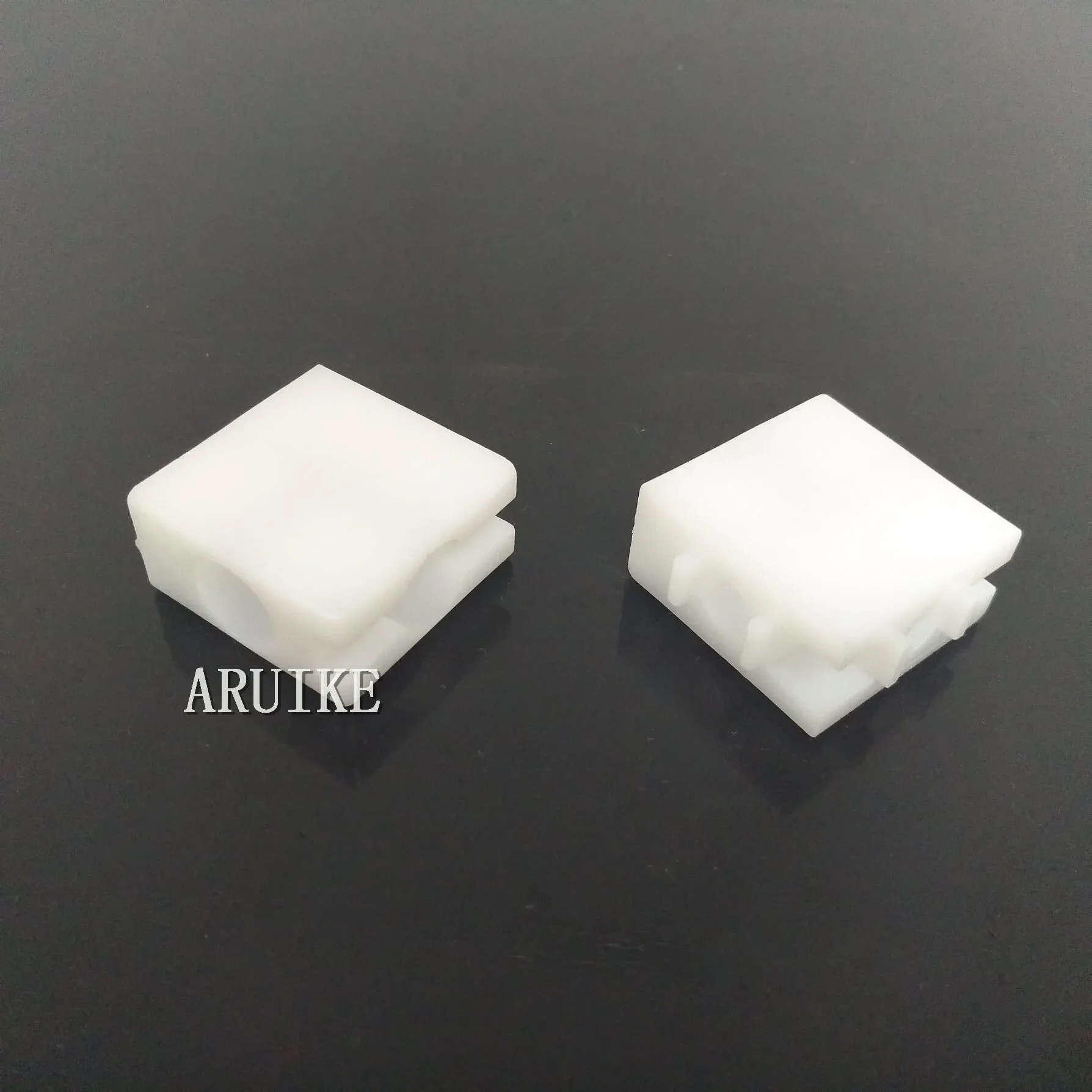 1530 Sliding Door Corner Piece Right-angle Fixing    Code  Box Profile  Frame Accessories Nylon