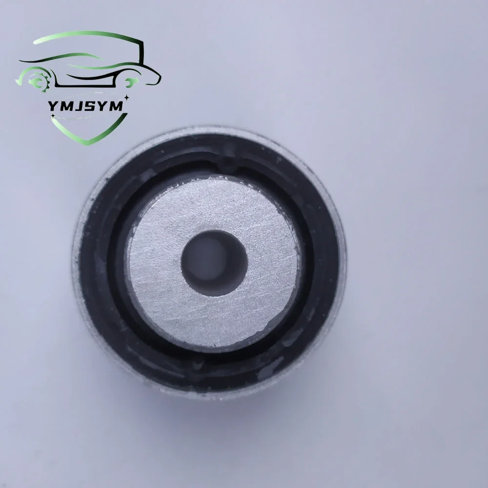 C2D4014 XJ Suspension Arm Bushing for Jaguar Car Parts XJ10 Suspension Arm Bushing C2D4014 Parts Brand New Original