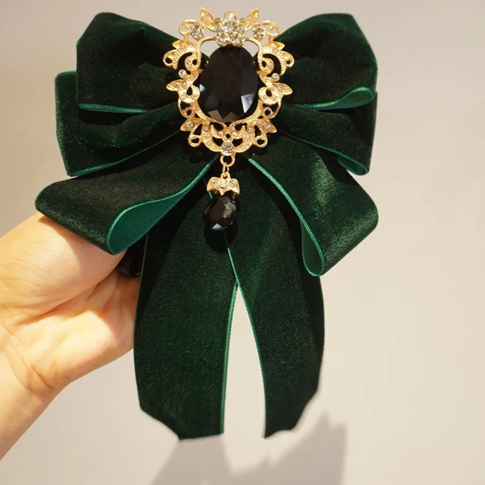 

Casual Polyester Bowtie velvet Adjustable Velvet Bow Tie Diamond Collar Pins Women