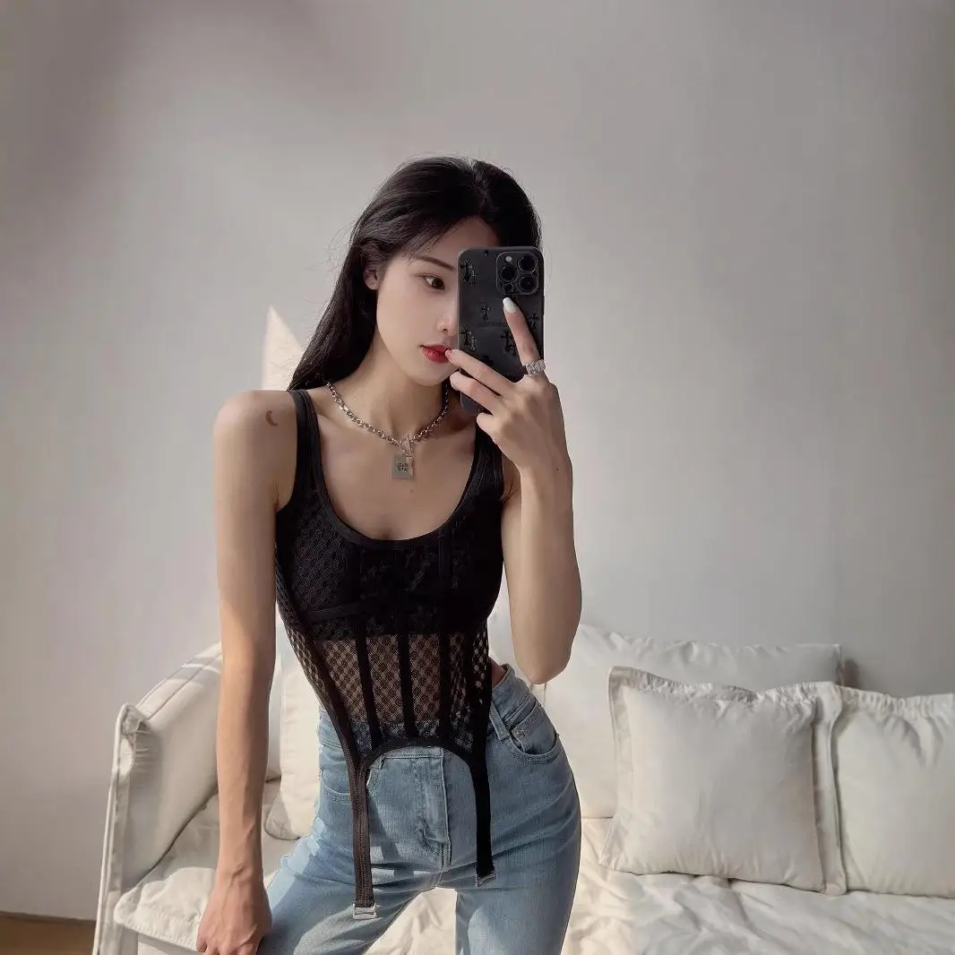 

Win 23SS Spring Summer New Sle Lace Hollow Fibone a Brtte Tank Top Bla White Women's Inner Wear ort Length