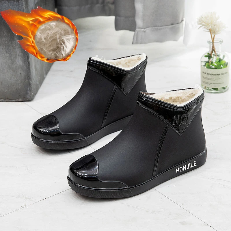 Botas de lluvia de felpa para mujer, zapatos impermeables, cálidos, de piel, de alta calidad, para exteriores, Invierno