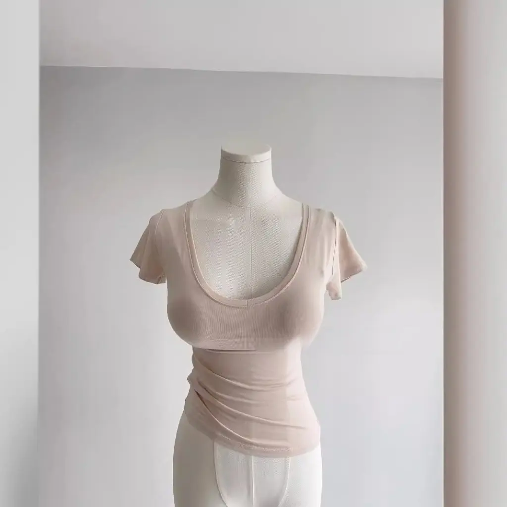 

South Korea Dongdaemun Sexy V-Neck T-Shirt Short-Sleeved Tight-Fit Elastic No-Waist Simple Design in Stock